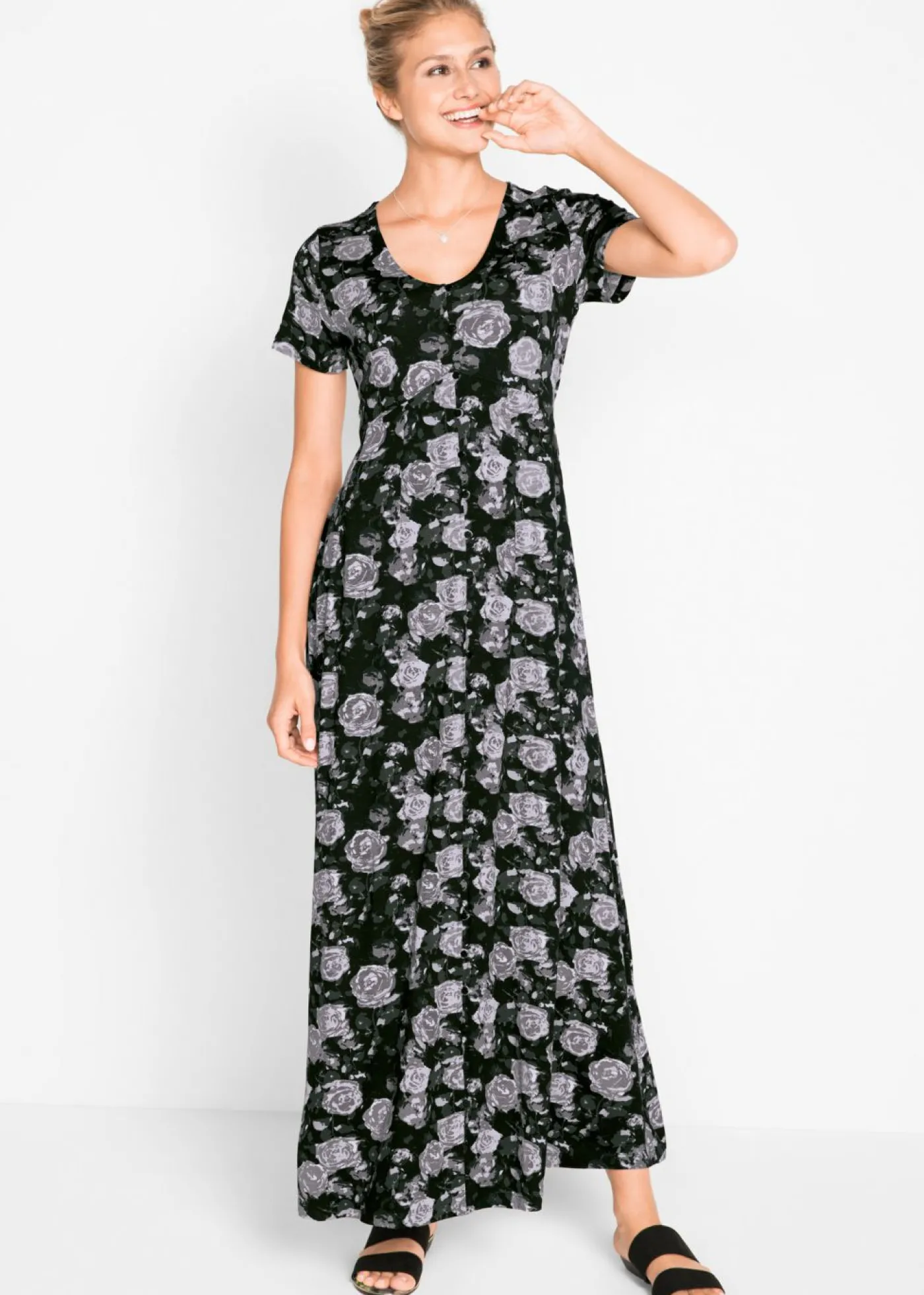 bonprix bonprix Vestido camisero largo de mezcla de viscosa fluida negro - blanco - plata - oliva pálido - gris - pizarra con flores New