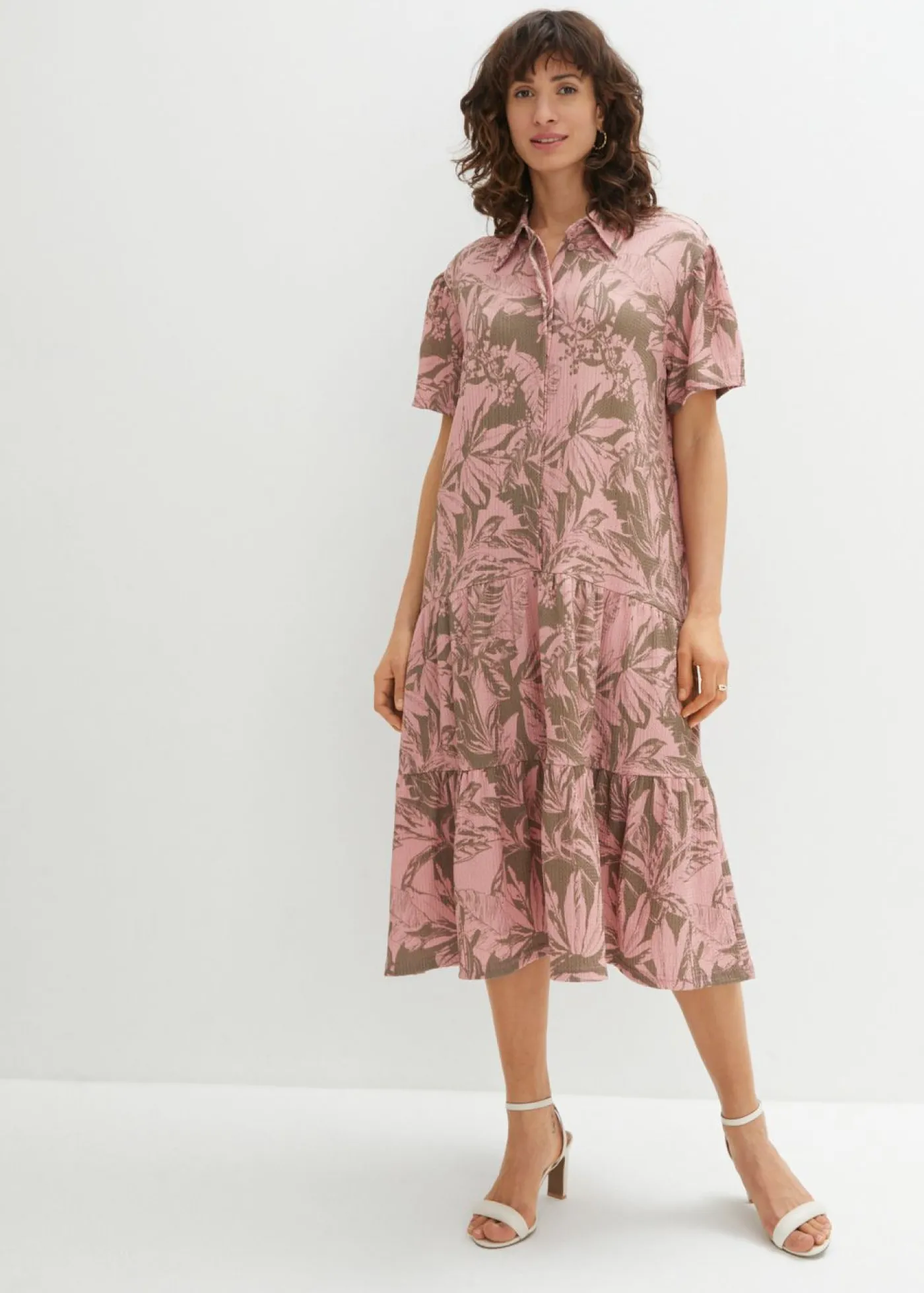 bonprix bonprix Vestido camisero tipo polo Verde oliva claro-rosa ceniza estampado