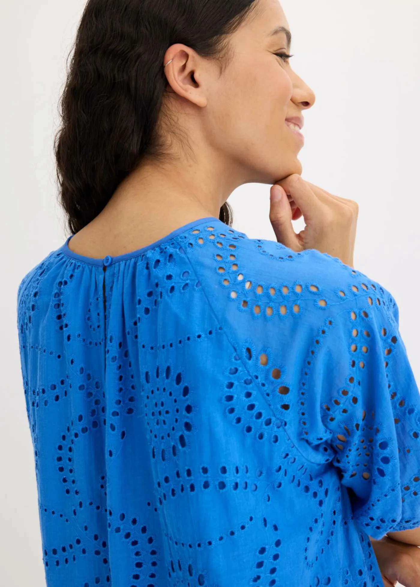 bonprix bonprix Vestido con bordado calado azul glaciar Clearance