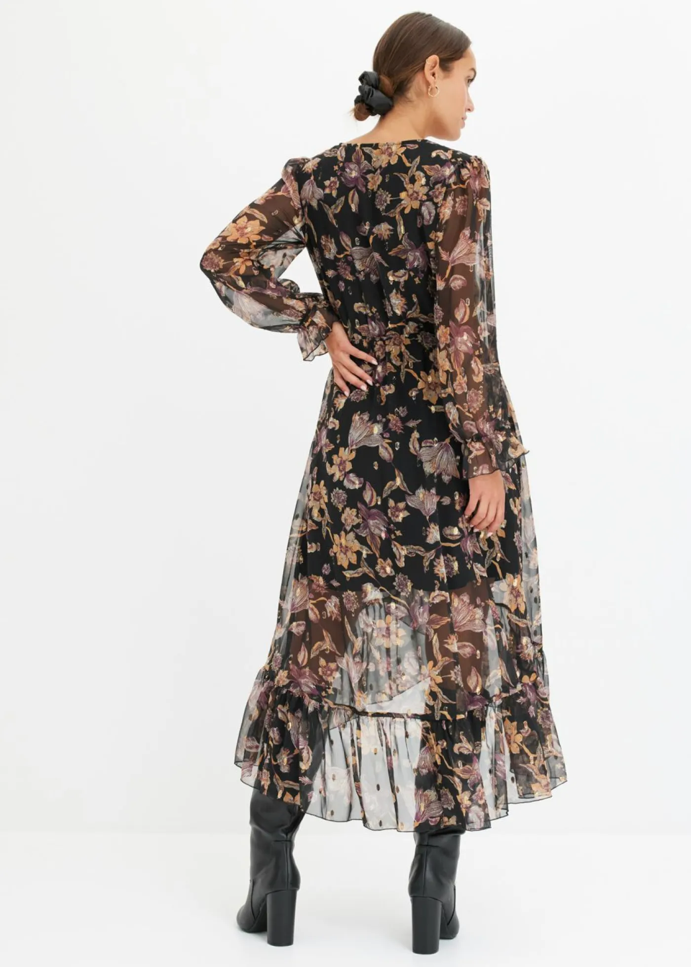 bonprix bonprix Vestido con largo asimétrico Negro con flores Online