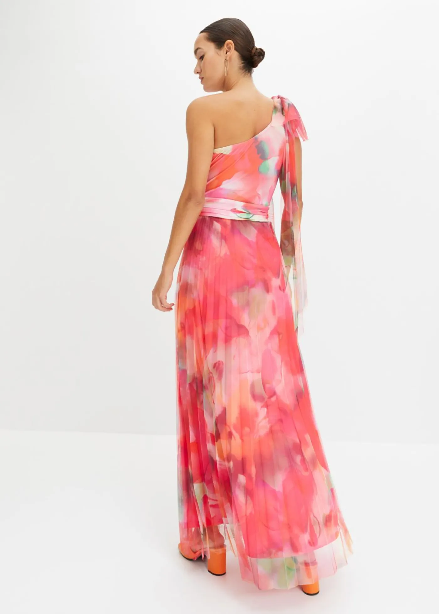 bonprix bonprix Vestido con un hombro al descubierto y falda de tul plisado rosa caliente/verde Outlet