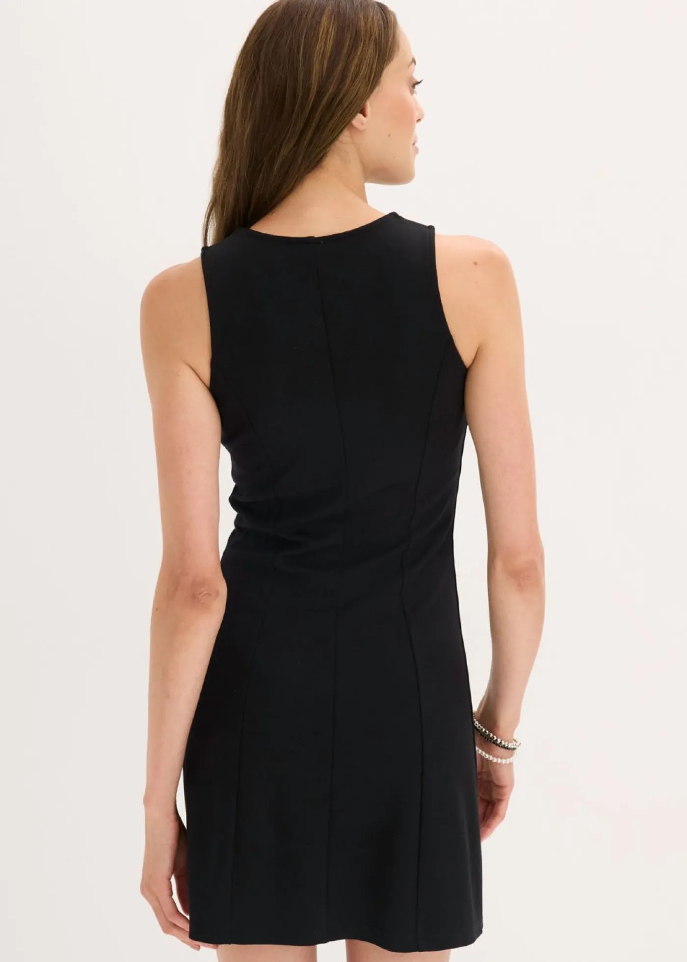 bonprix bonprix Vestido corto con botón decorativo Negro Sale