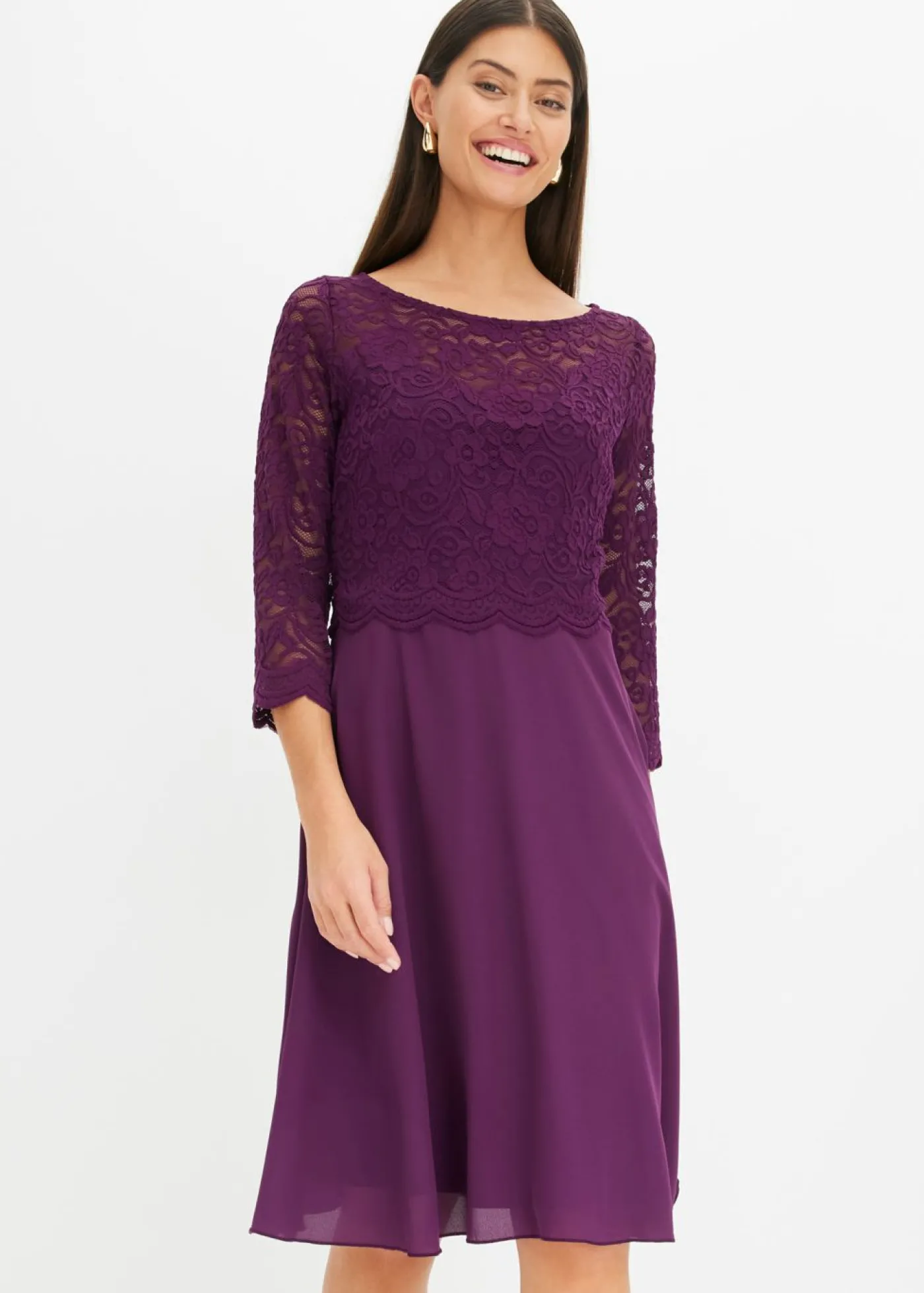 bonprix bonprix Vestido corto con encaje púrpura oscuro Online