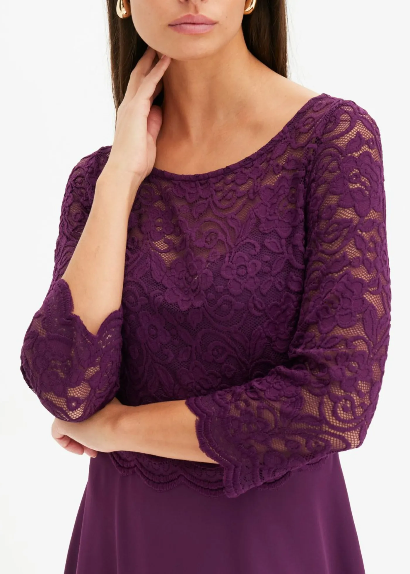 bonprix bonprix Vestido corto con encaje púrpura oscuro Online