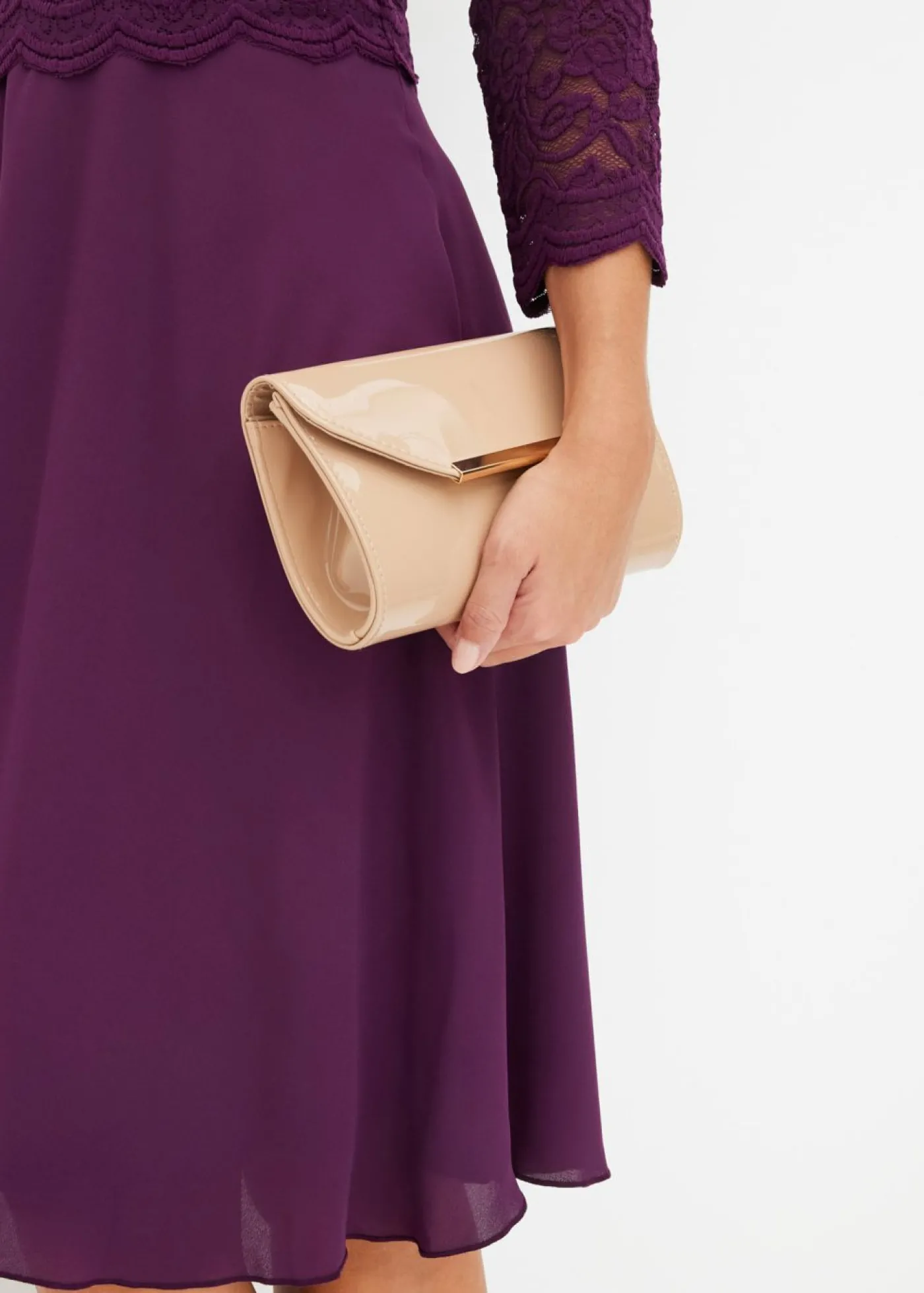 bonprix bonprix Vestido corto con encaje púrpura oscuro Online