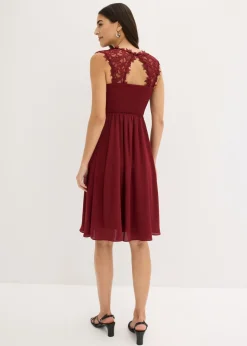 bonprix bonprix Vestido corto con encaje Rojo rubí Clearance