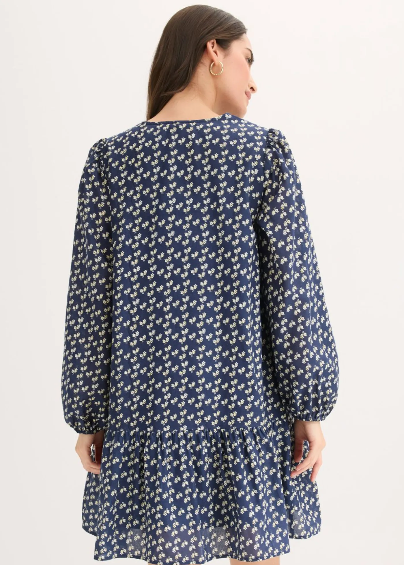 bonprix bonprix Vestido corto con estructura arrugada Azul marino de flores Outlet