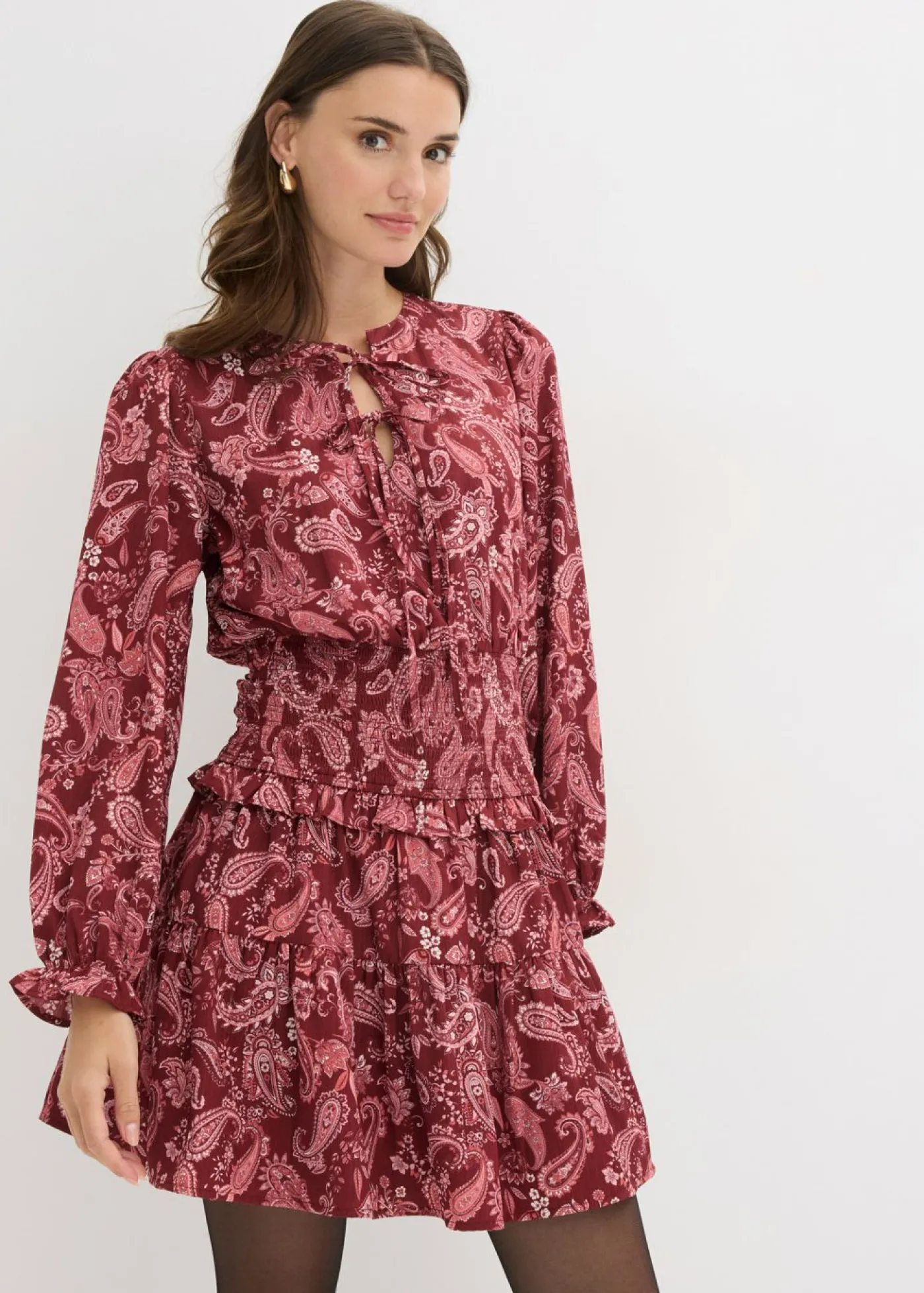 bonprix bonprix Vestido corto de crepé estructurado Rojo rubí paisley Outlet