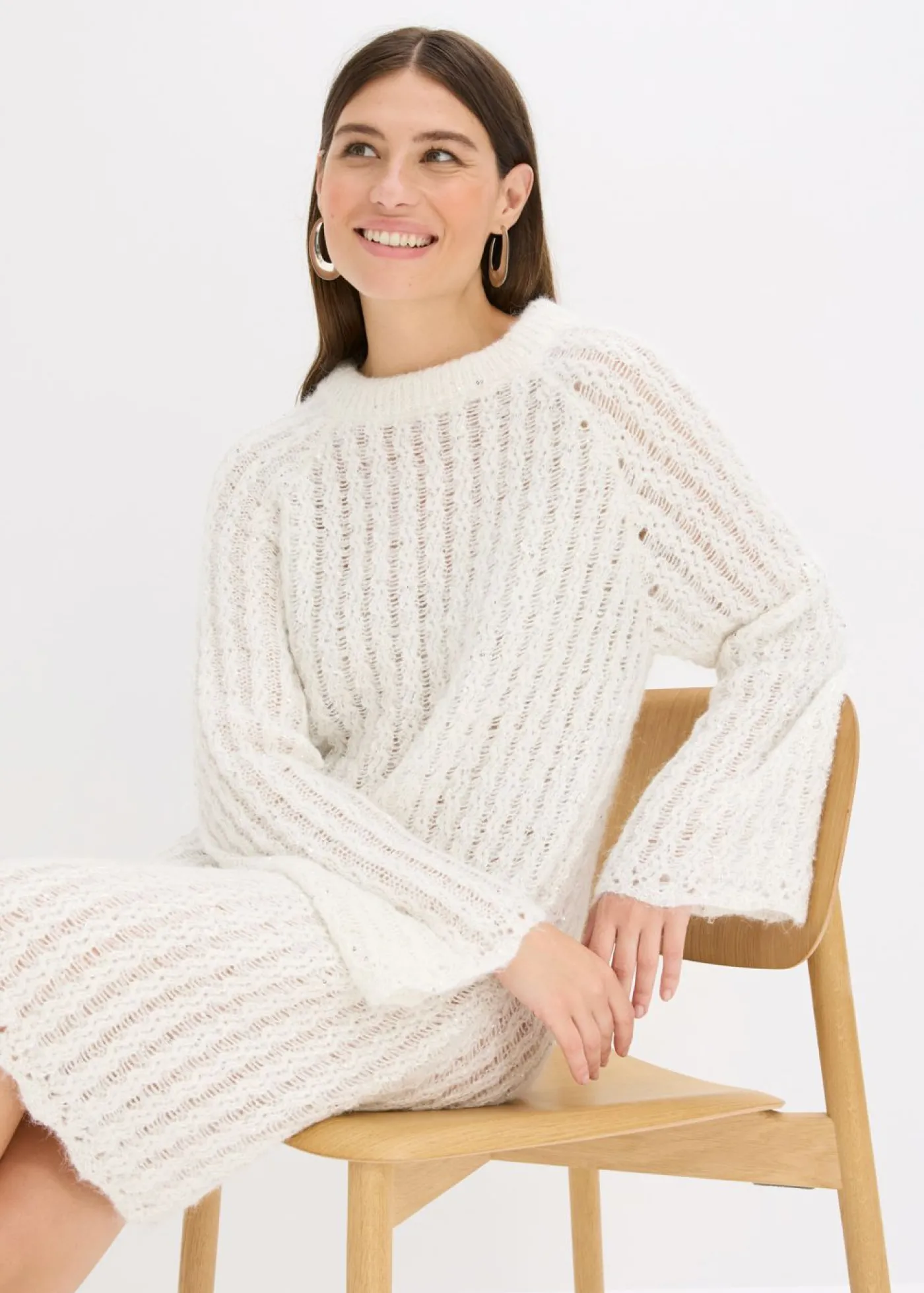 bonprix bonprix Vestido corto de punto con lazo de satén y ligeras transparencias Blanco lana Online