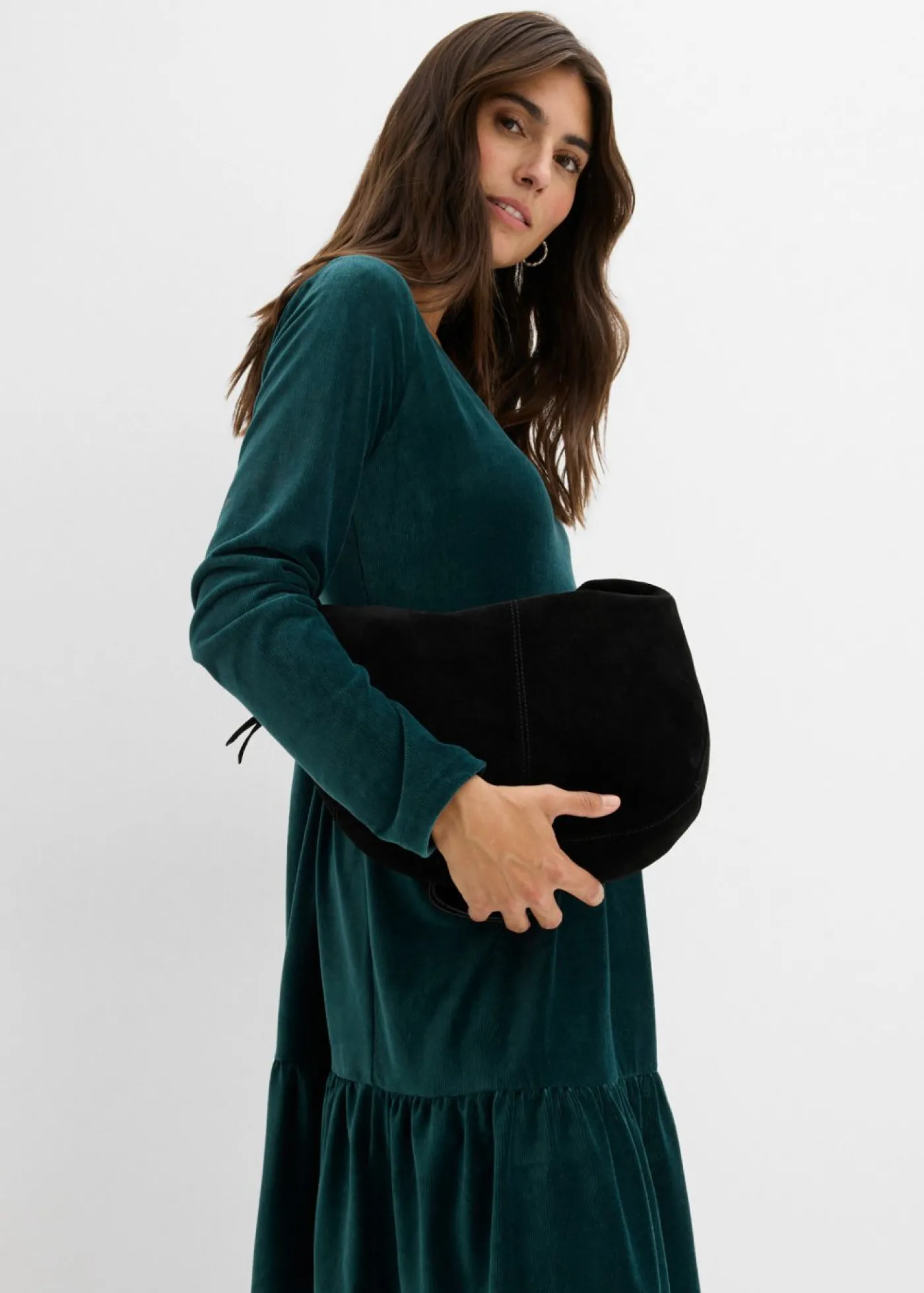 bonprix bonprix Vestido corto de terciopelo elástico Verde intenso Clearance