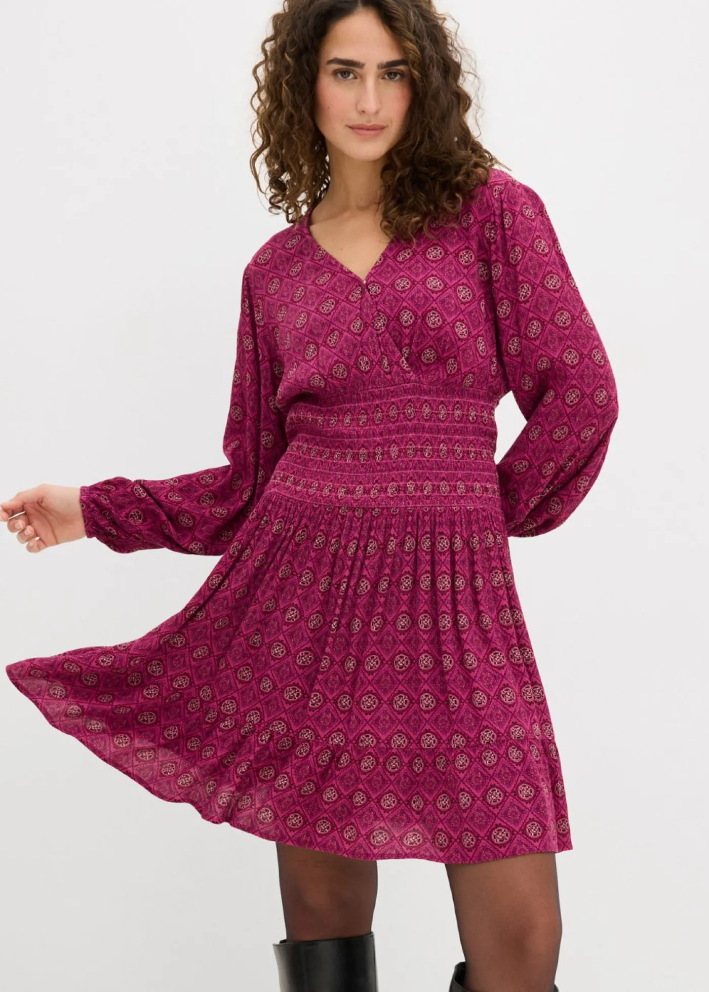 bonprix bonprix Vestido corto de viscosa fluida Violeta Clearance