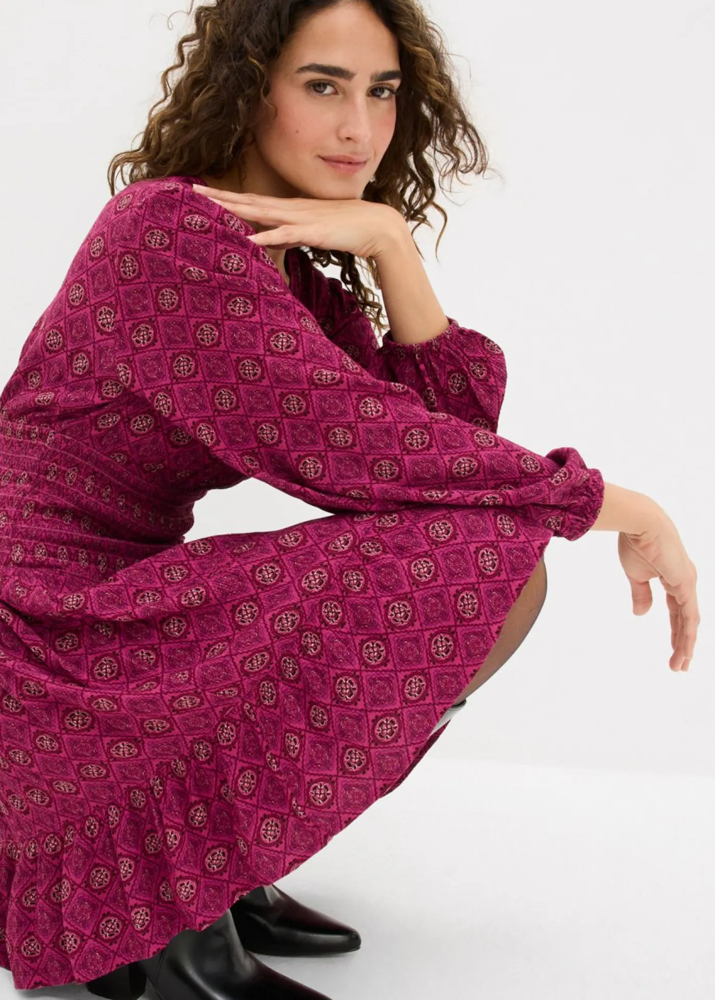 bonprix bonprix Vestido corto de viscosa fluida Violeta Clearance