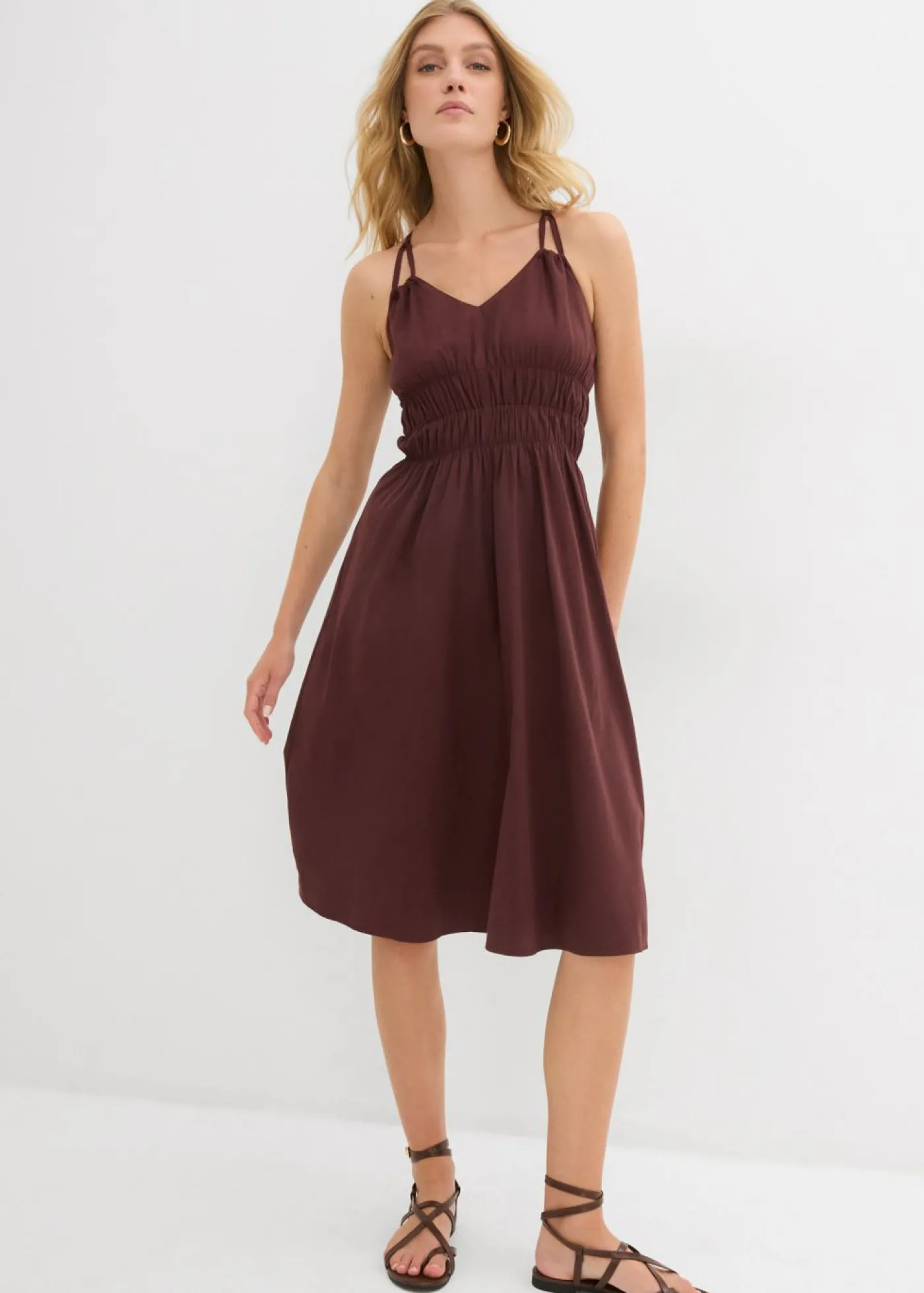 bonprix bonprix Vestido de algodón orgánico puro con tirantes Marrón tierra Outlet
