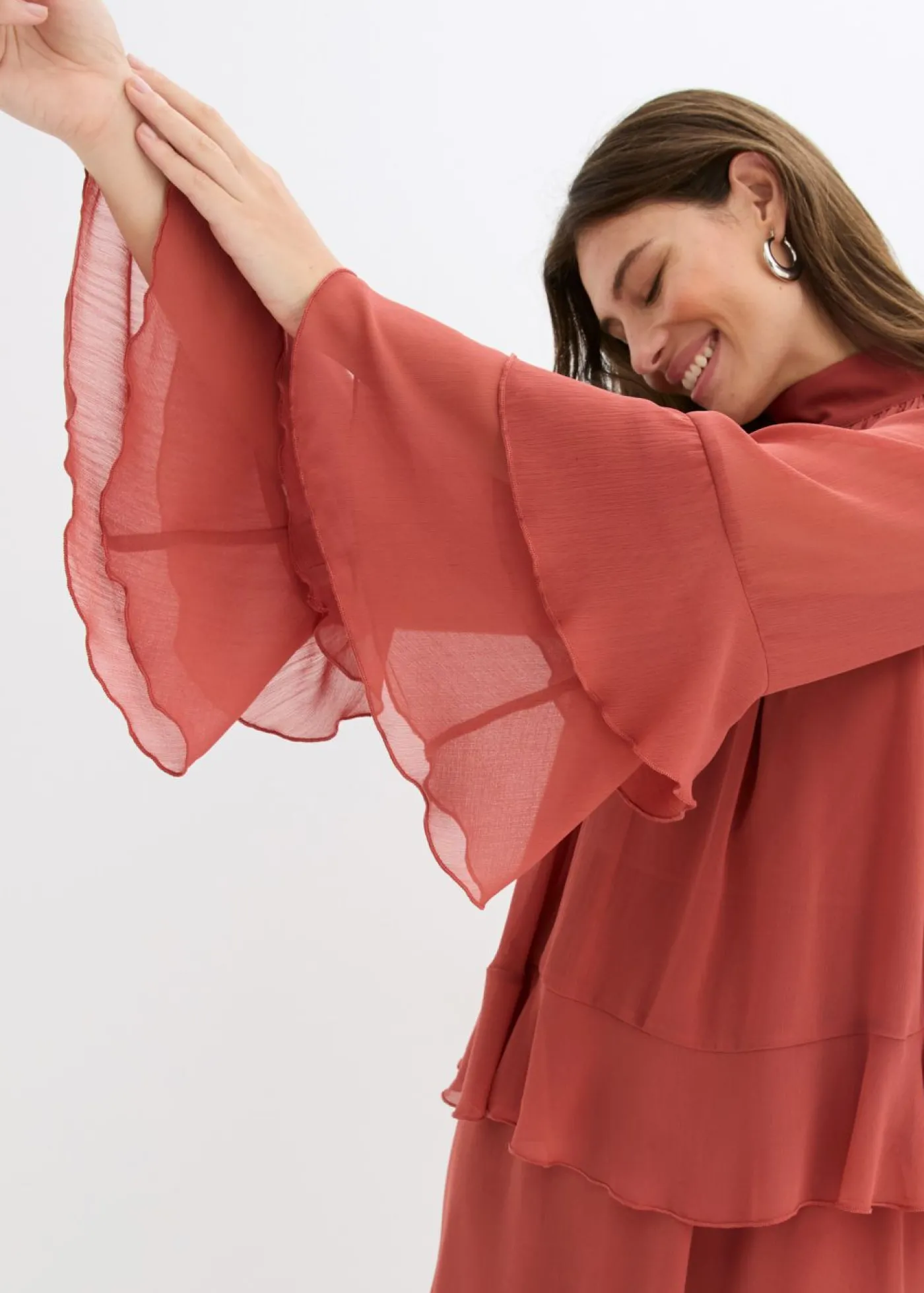 bonprix bonprix Vestido de gasa con volantes marrón marsala Online