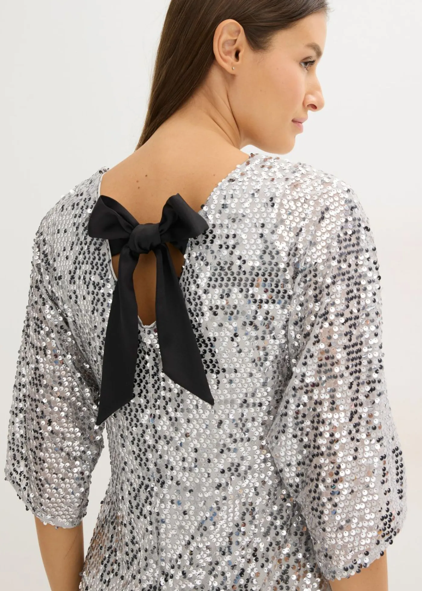 bonprix bonprix Vestido de lentejuelas con detalle de lazo Plata Best