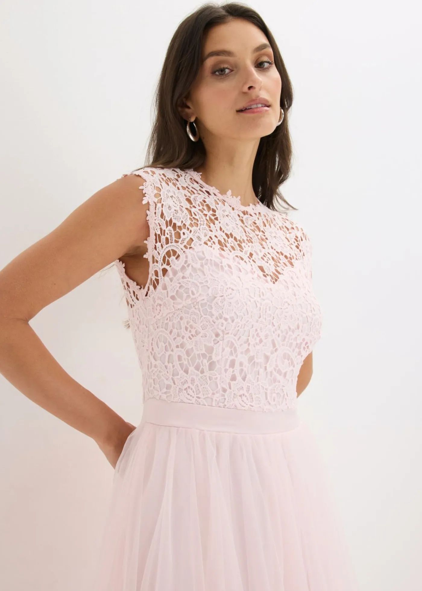 bonprix bonprix Vestido de noche con encaje y falda de tul fino Rosa claro Outlet