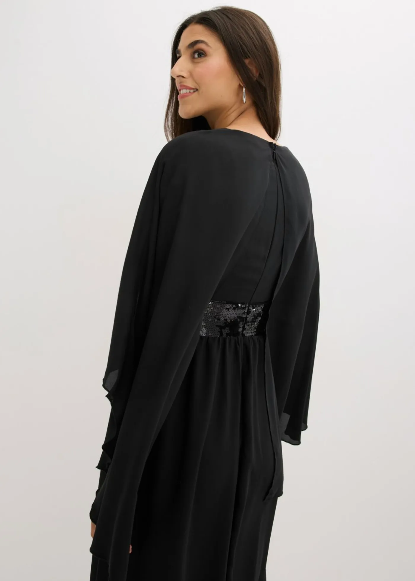 bonprix bonprix Vestido de noche de gasa fina con inserto de lentejuelas Negro Clearance