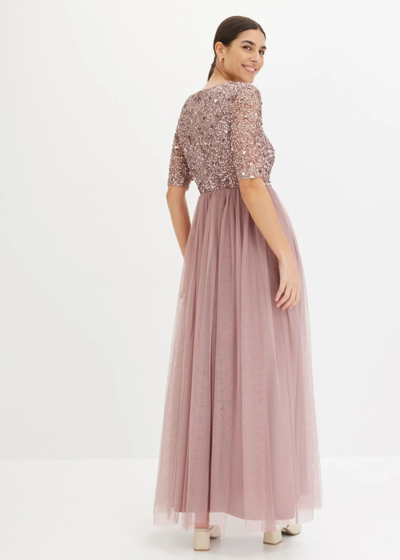 bonprix bonprix Vestido de noche de tul delicado con bordado de lentejuelas Rosa palo New