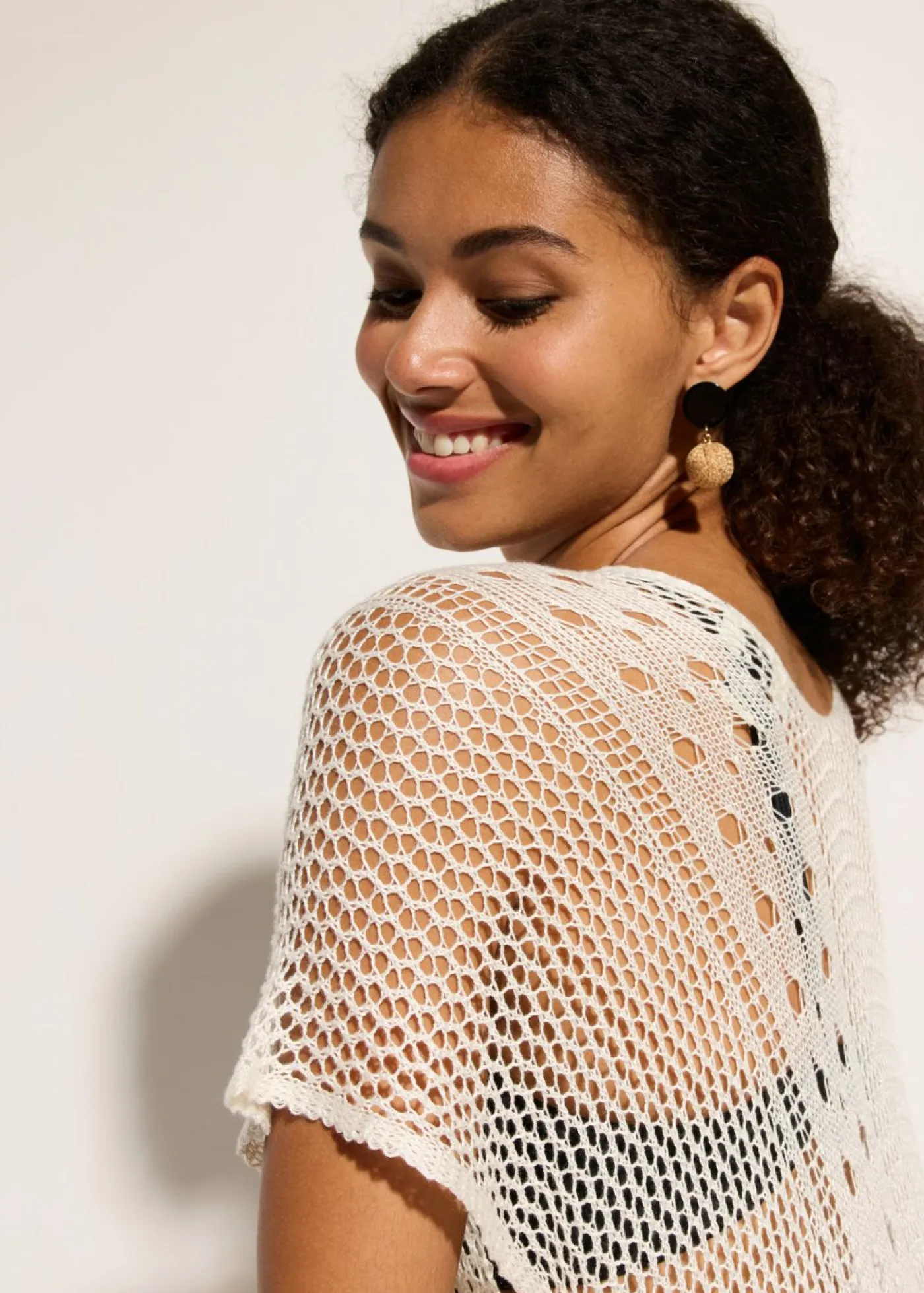 bonprix bonprix Vestido de playa con aspecto de ganchillo de viscosa fluida Beige Best