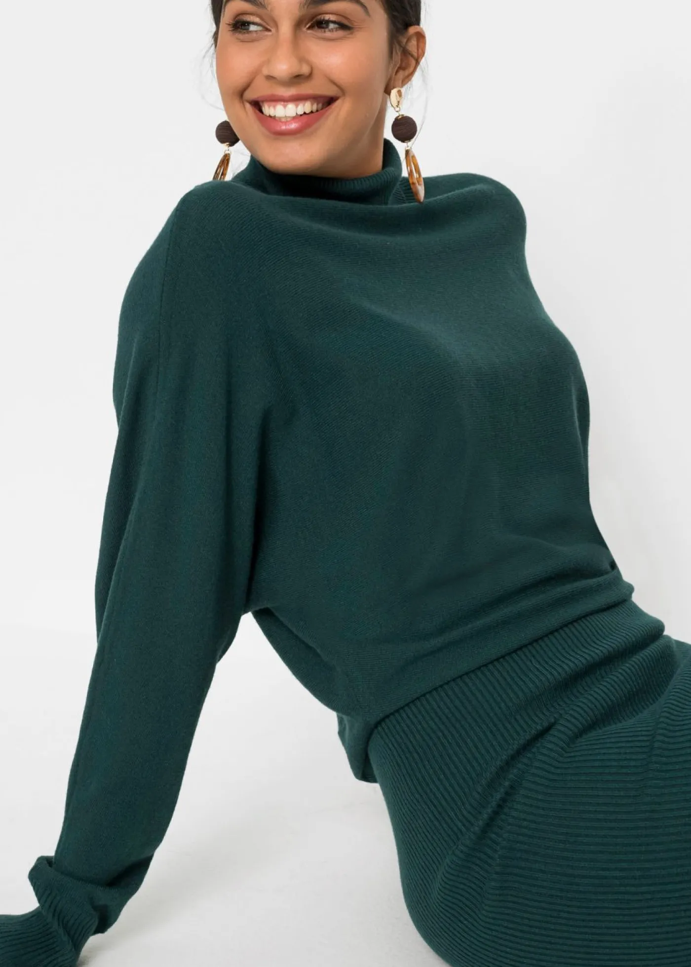 bonprix bonprix Vestido de punto Verde petróleo Hot