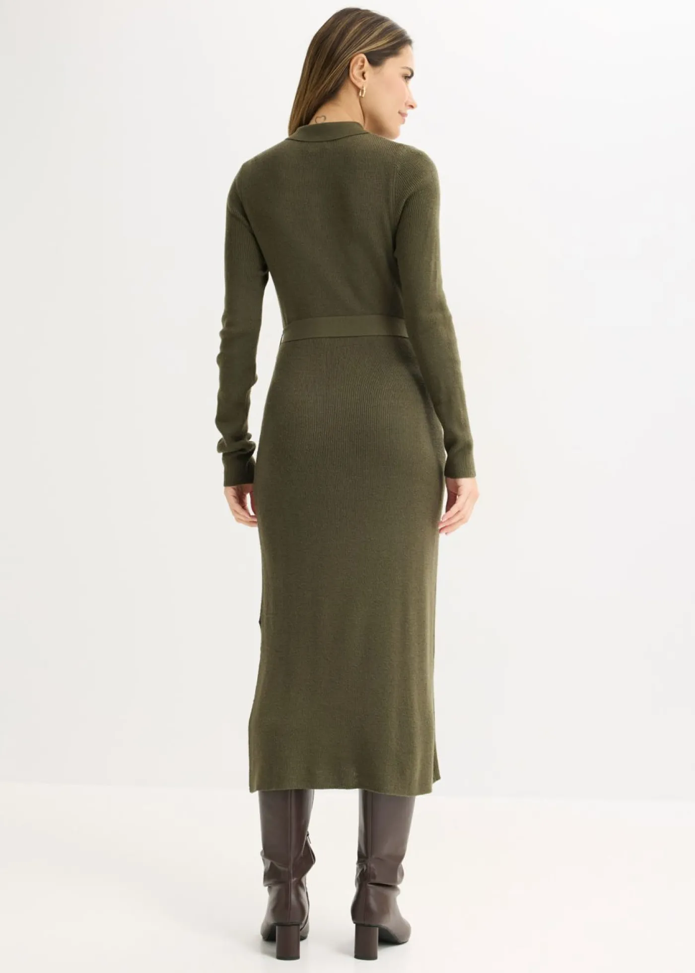bonprix bonprix Vestido de punto acanalado de mezcla de viscosa Verde oliva oscuro