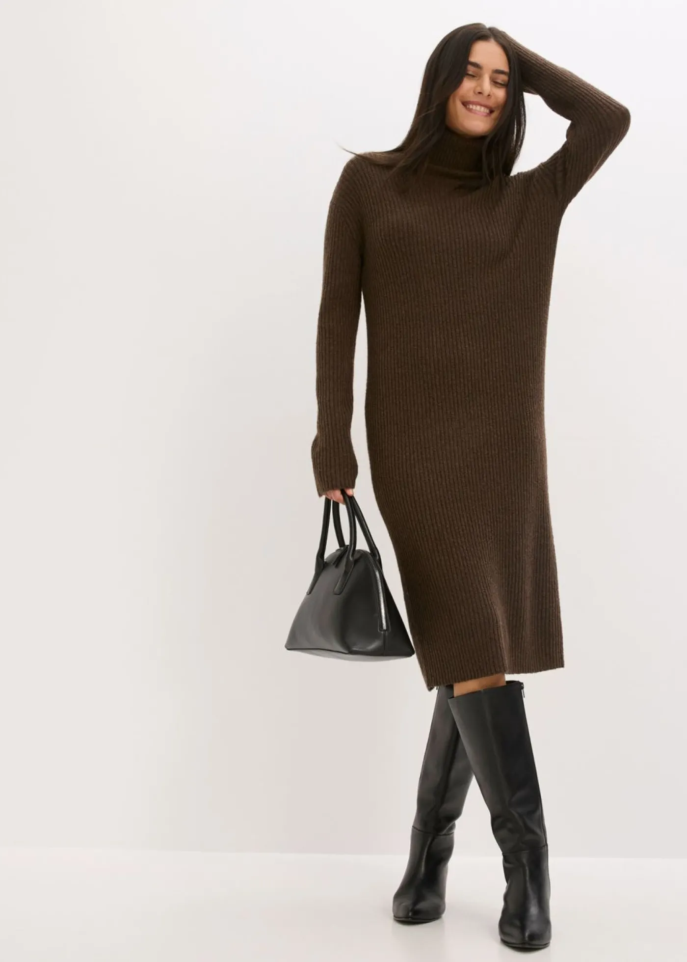bonprix bonprix Vestido de punto acanalado con cuello vuelto marrón arcilla Online