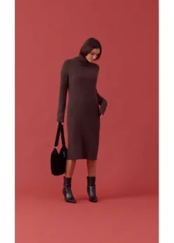 bonprix bonprix Vestido de punto acanalado con cuello vuelto marrón arcilla Online
