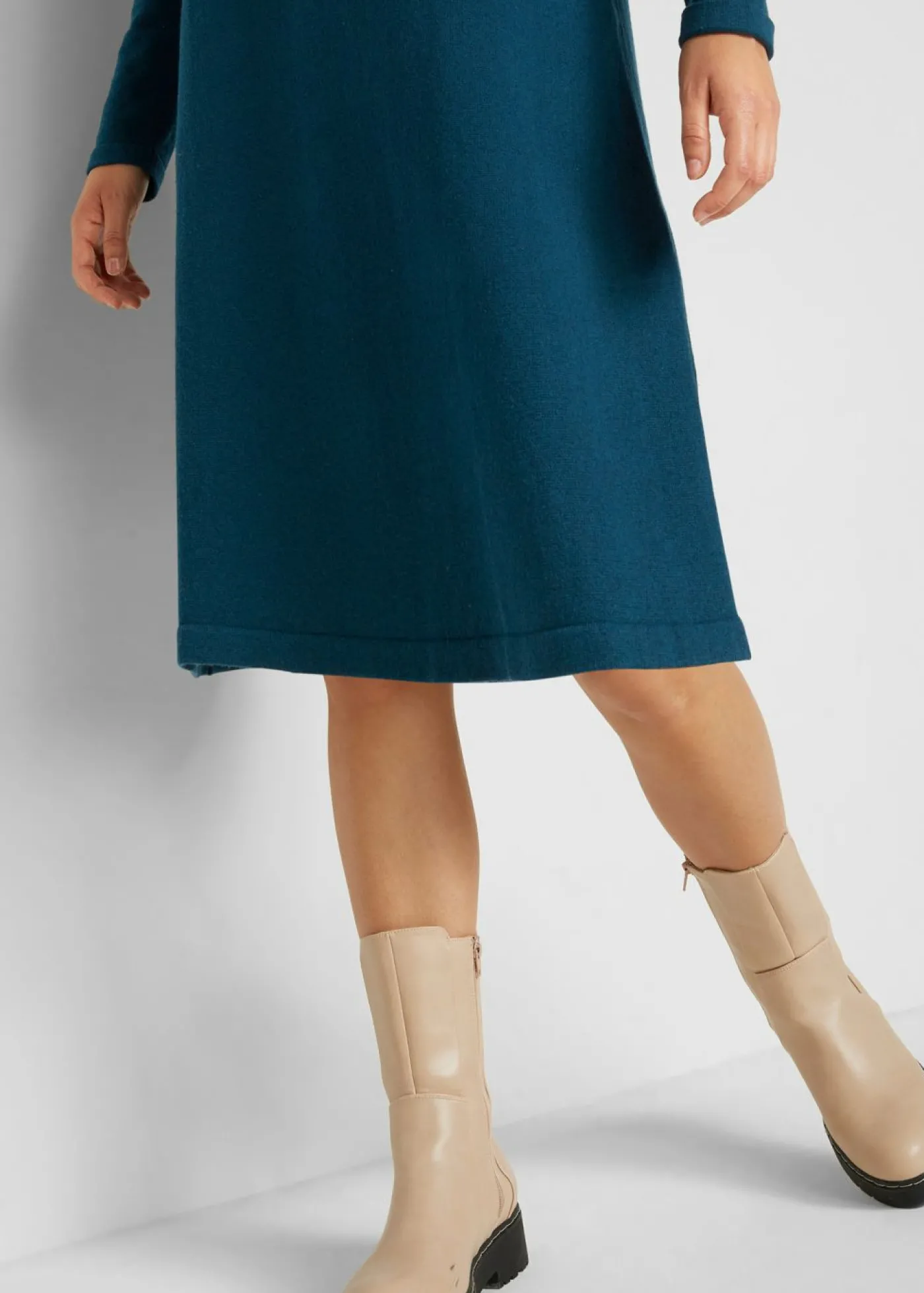 bonprix bonprix Vestido de punto con algodón reciclado Verde oscuro New