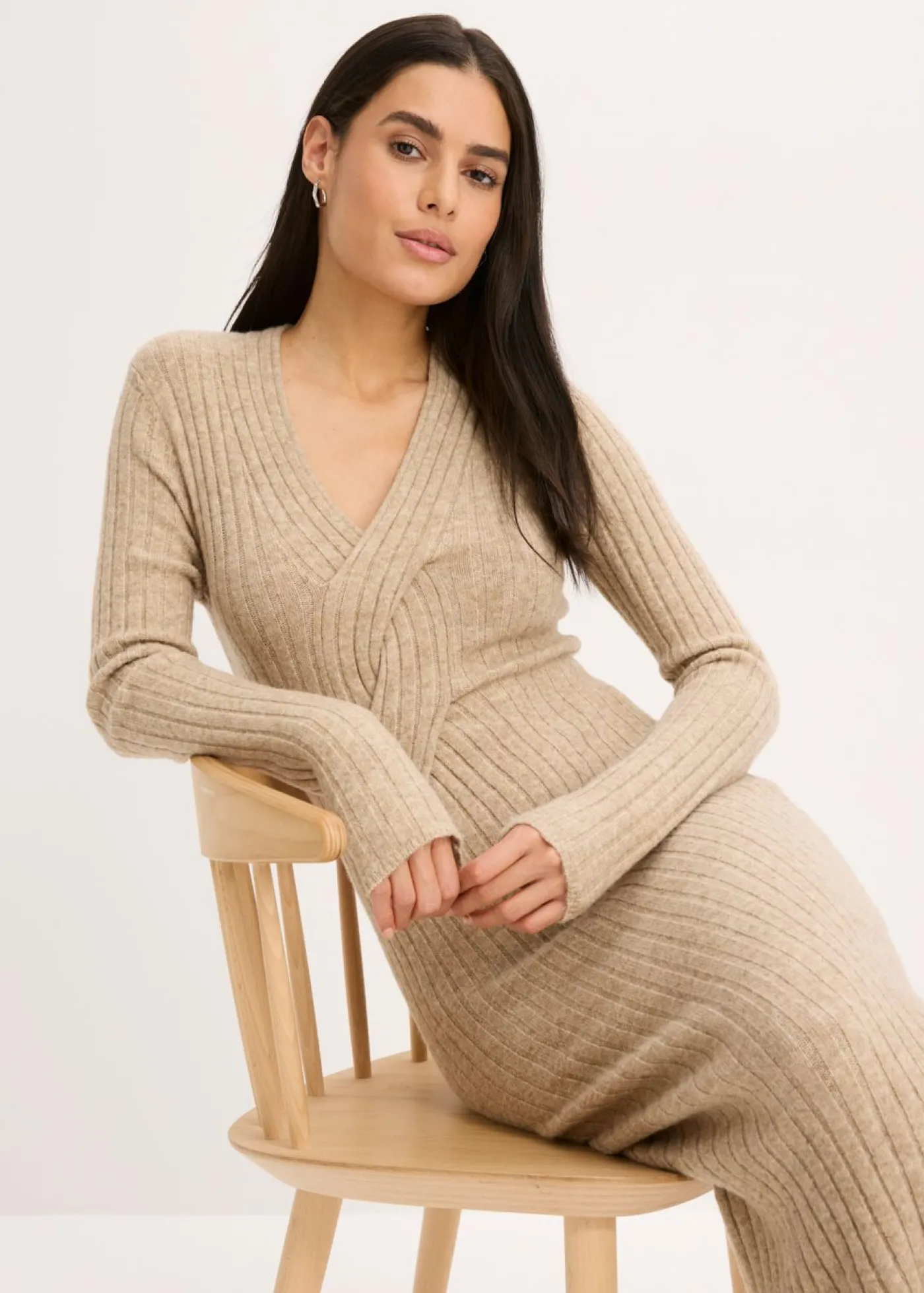 bonprix bonprix Vestido de punto con contenido de lana Gris guijarro jaspeado