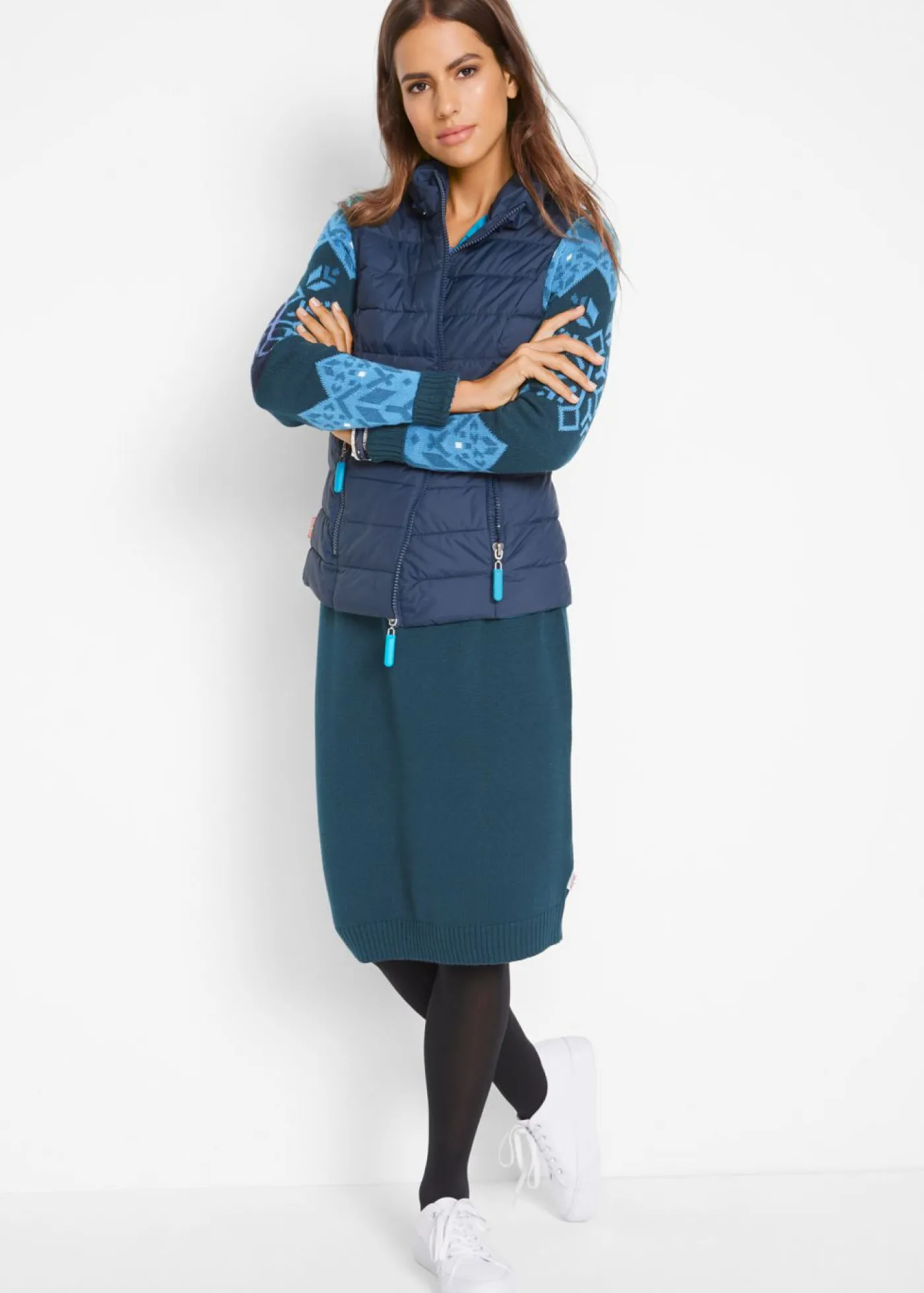 bonprix bonprix Vestido de punto con estampado invernal Azul oscuro con estampado invernal Sale