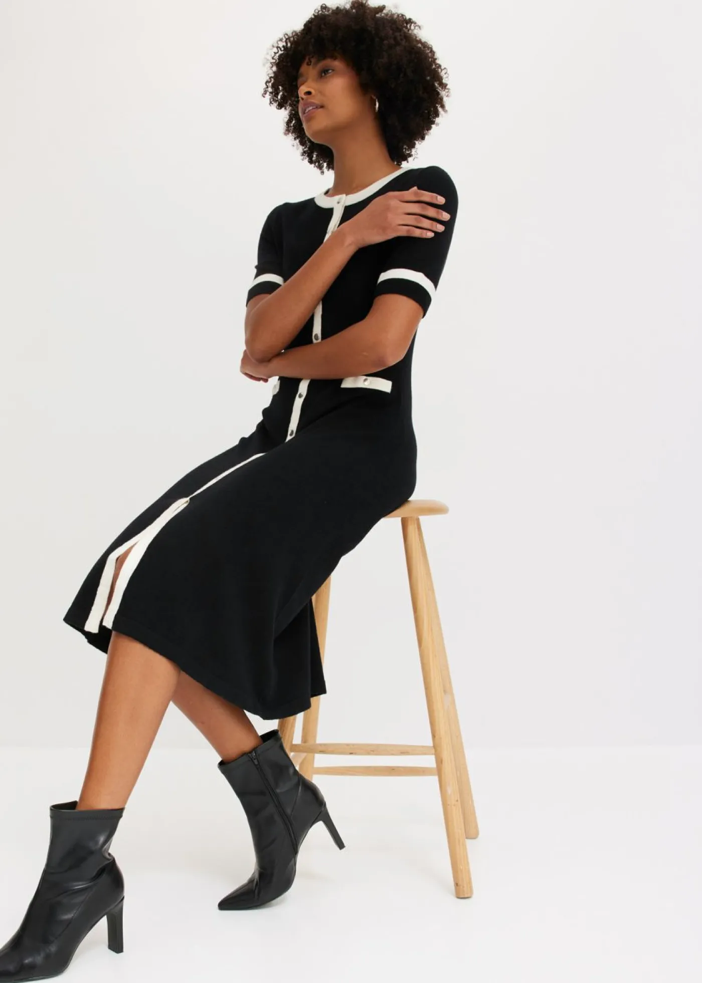 bonprix bonprix Vestido de punto con viscosa Negro-blanco lana New