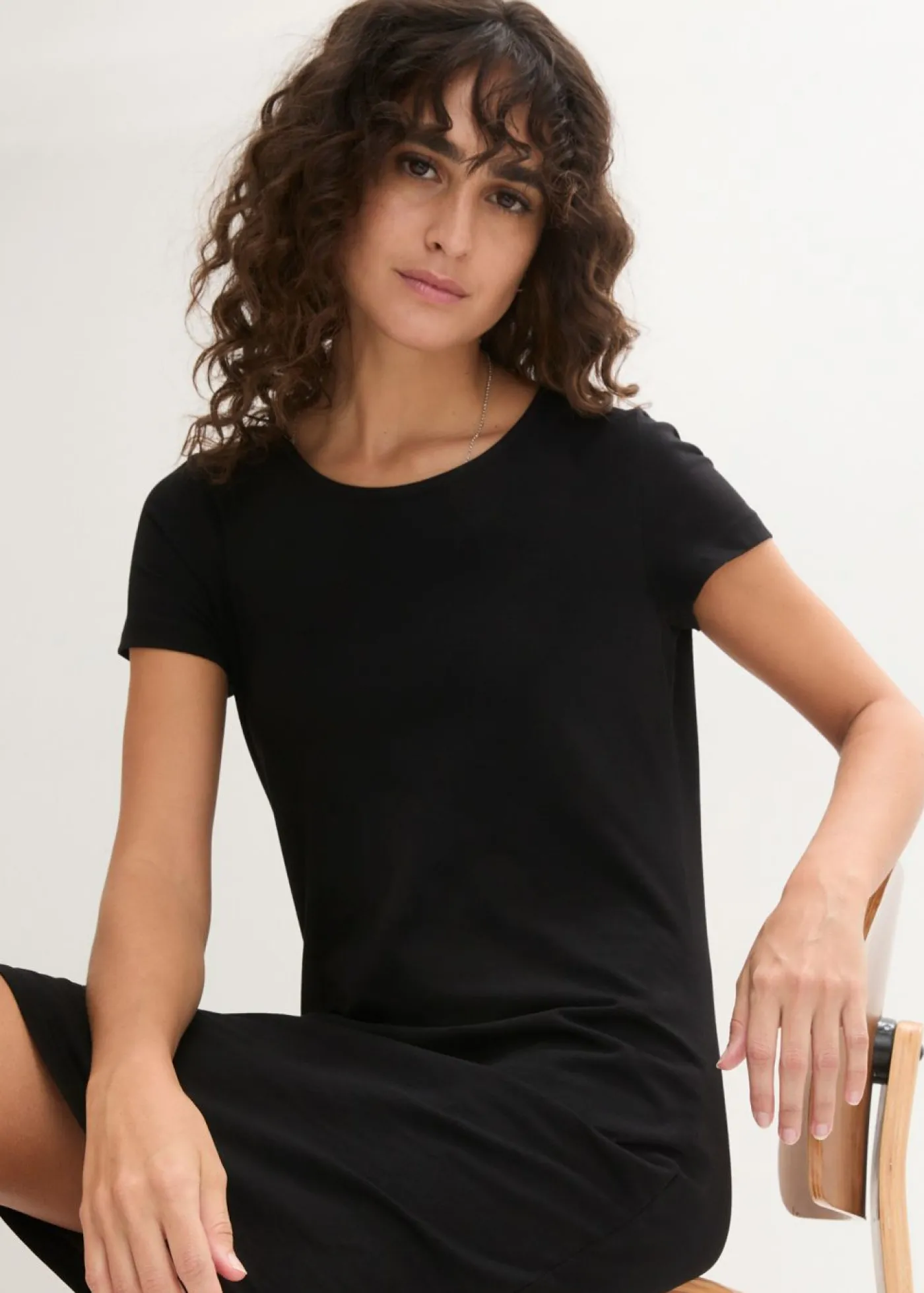 bonprix bonprix Vestido de punto de algodón orgánico elástico Negro Best