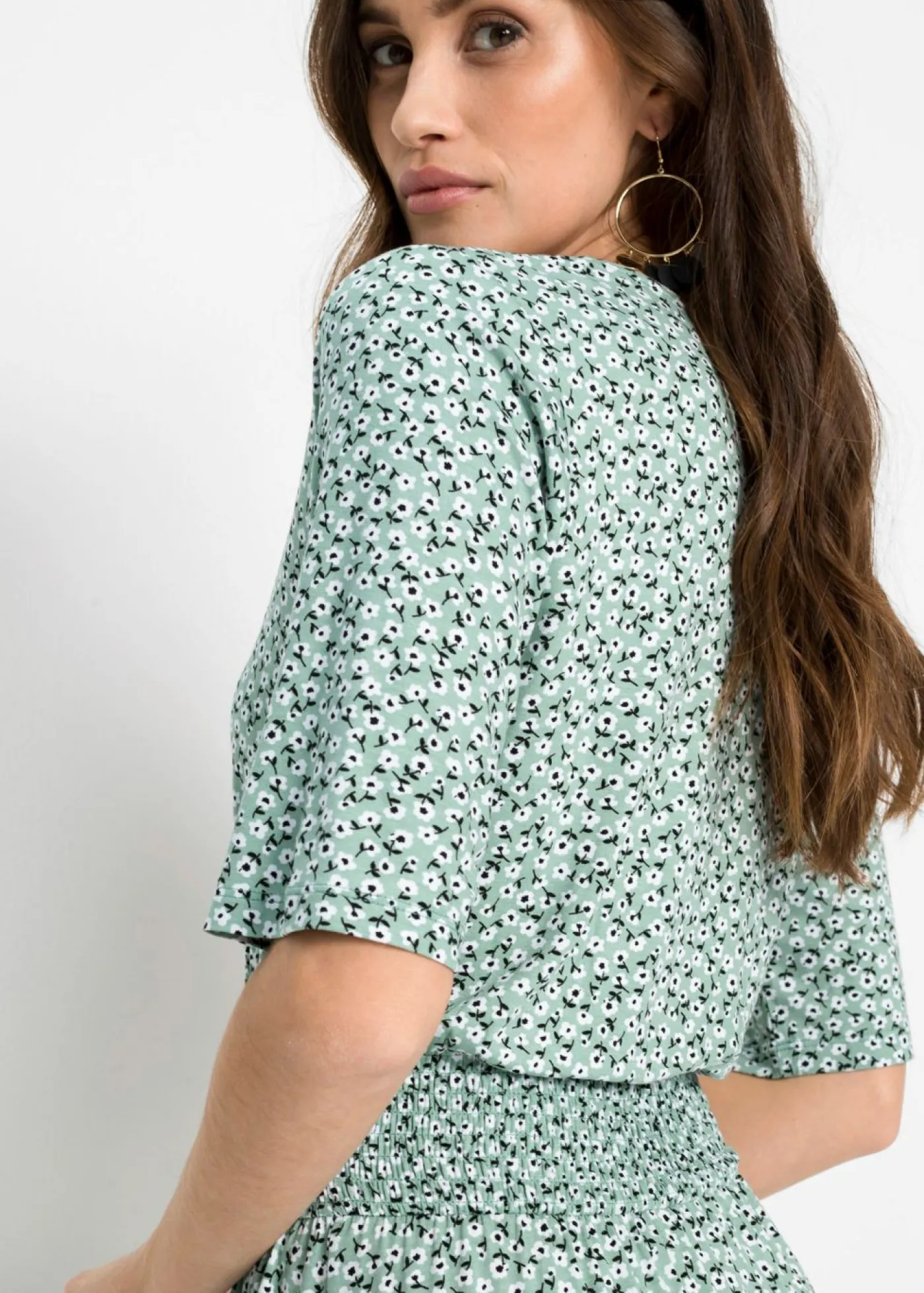 bonprix bonprix Vestido de punto de mezcla de viscosa Verde pastel de flores Clearance