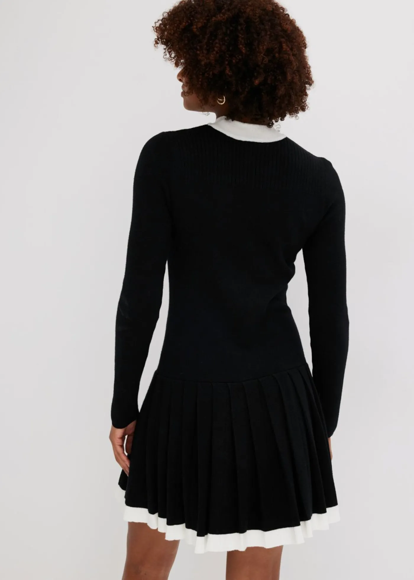 bonprix bonprix Vestido de punto de mezcla de viscosa Negro-blanco Sale
