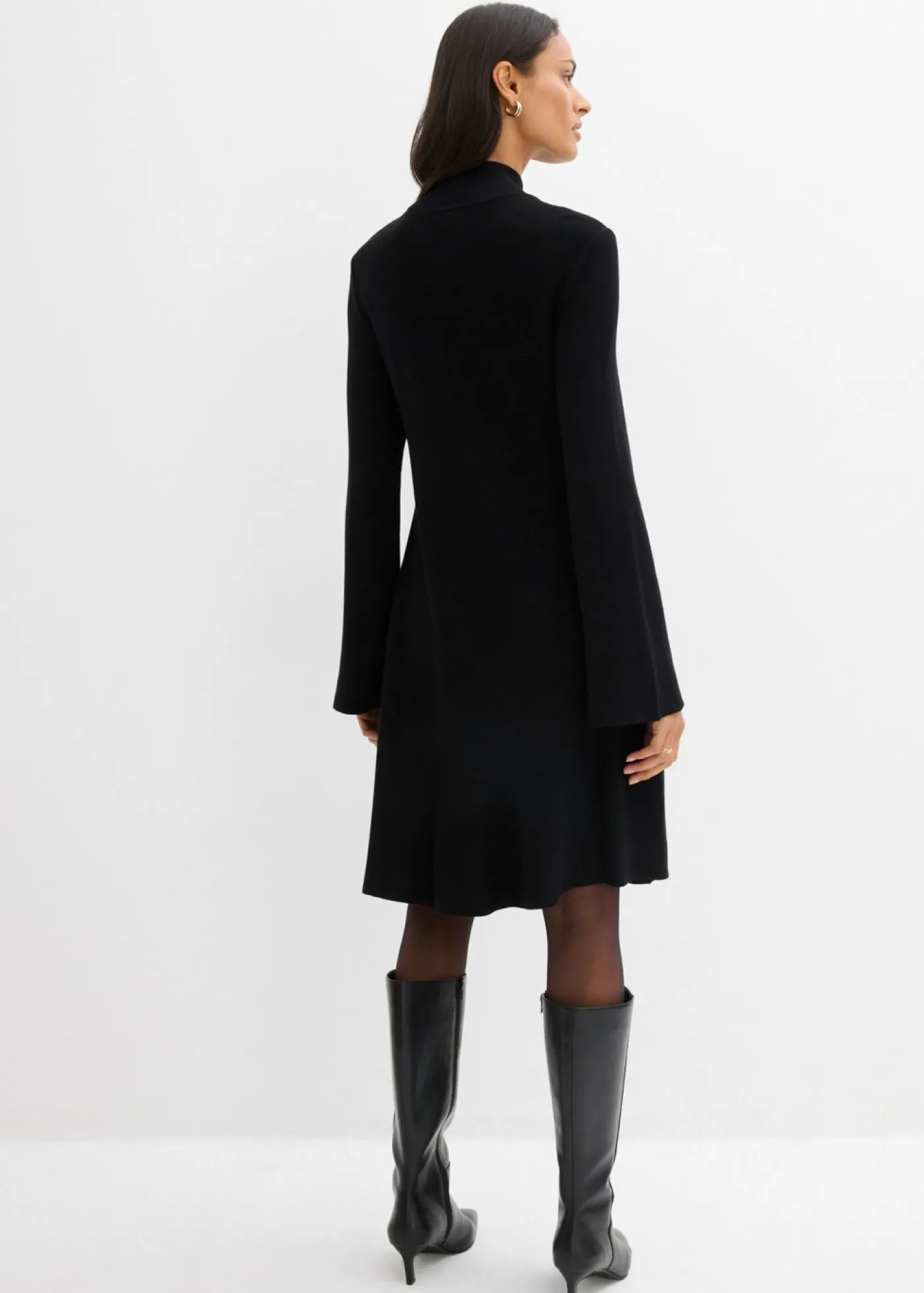 bonprix bonprix Vestido de punto de mezcla de viscosa con línea en A Negro Hot