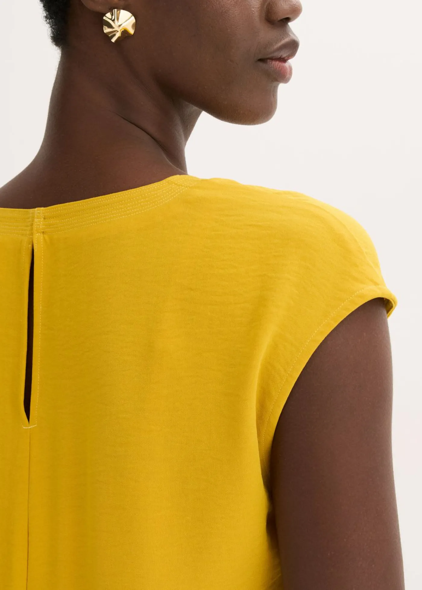 bonprix bonprix Vestido de tejido estructurado Oro ocre Sale