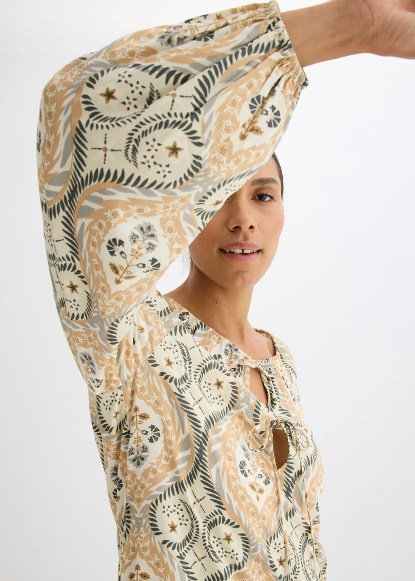 bonprix bonprix Vestido estampado tipo caftán de viscosa fluida Arena Online