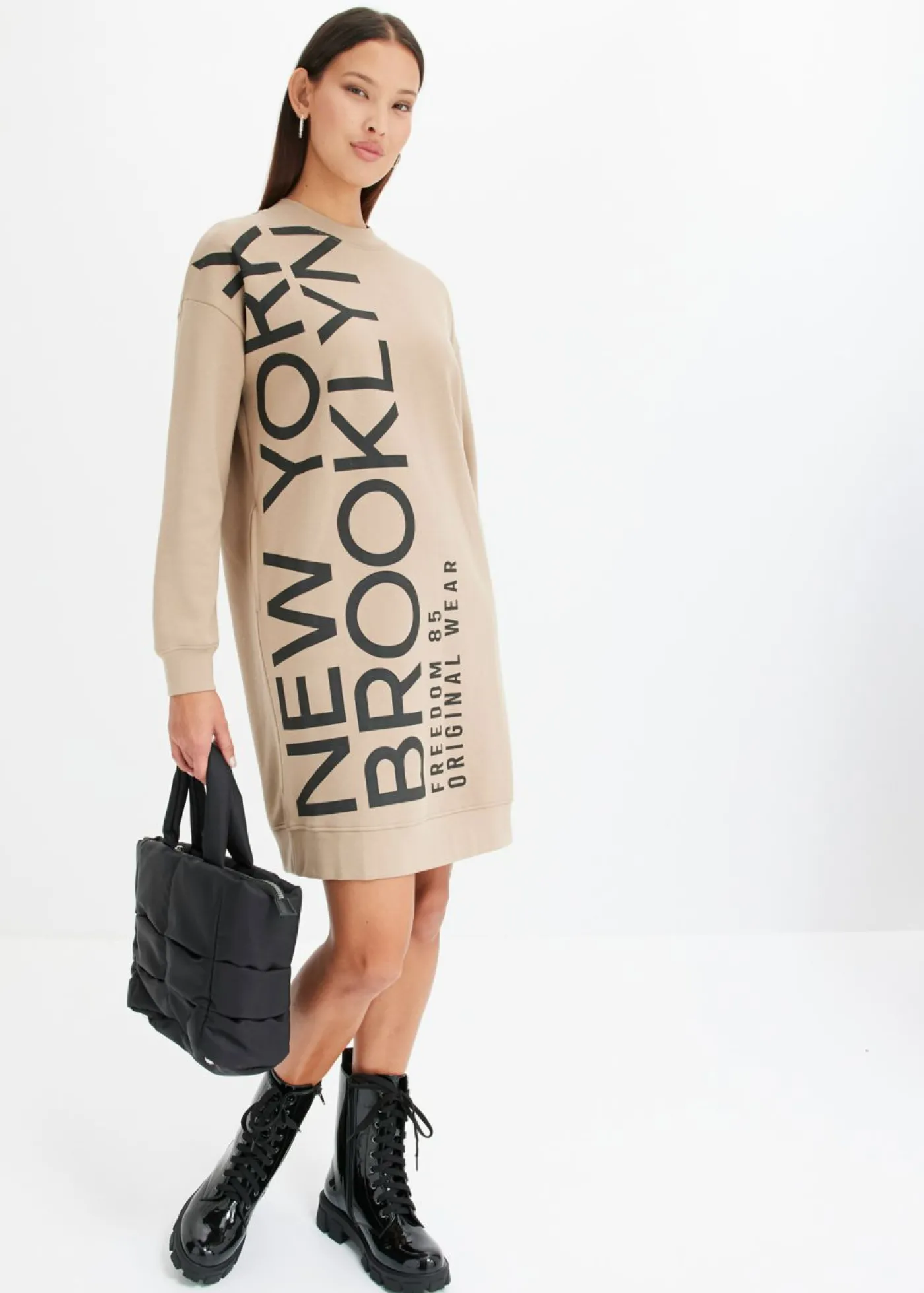 bonprix bonprix Vestido holgado tipo sudadera en suave mezcla de algodón beige-kaki Online
