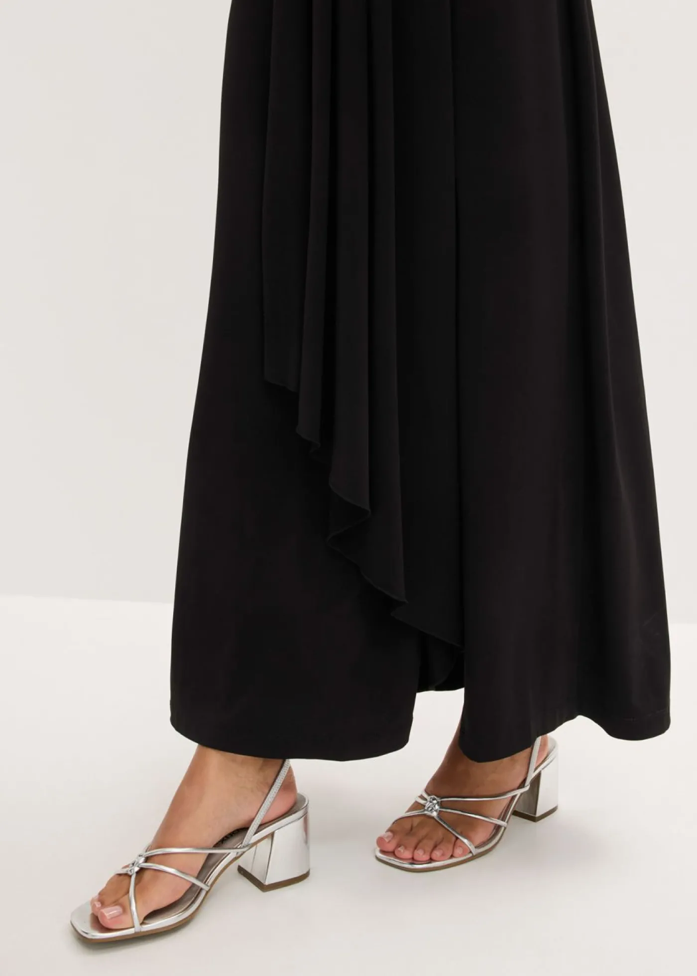 bonprix bonprix Vestido largo Negro Hot
