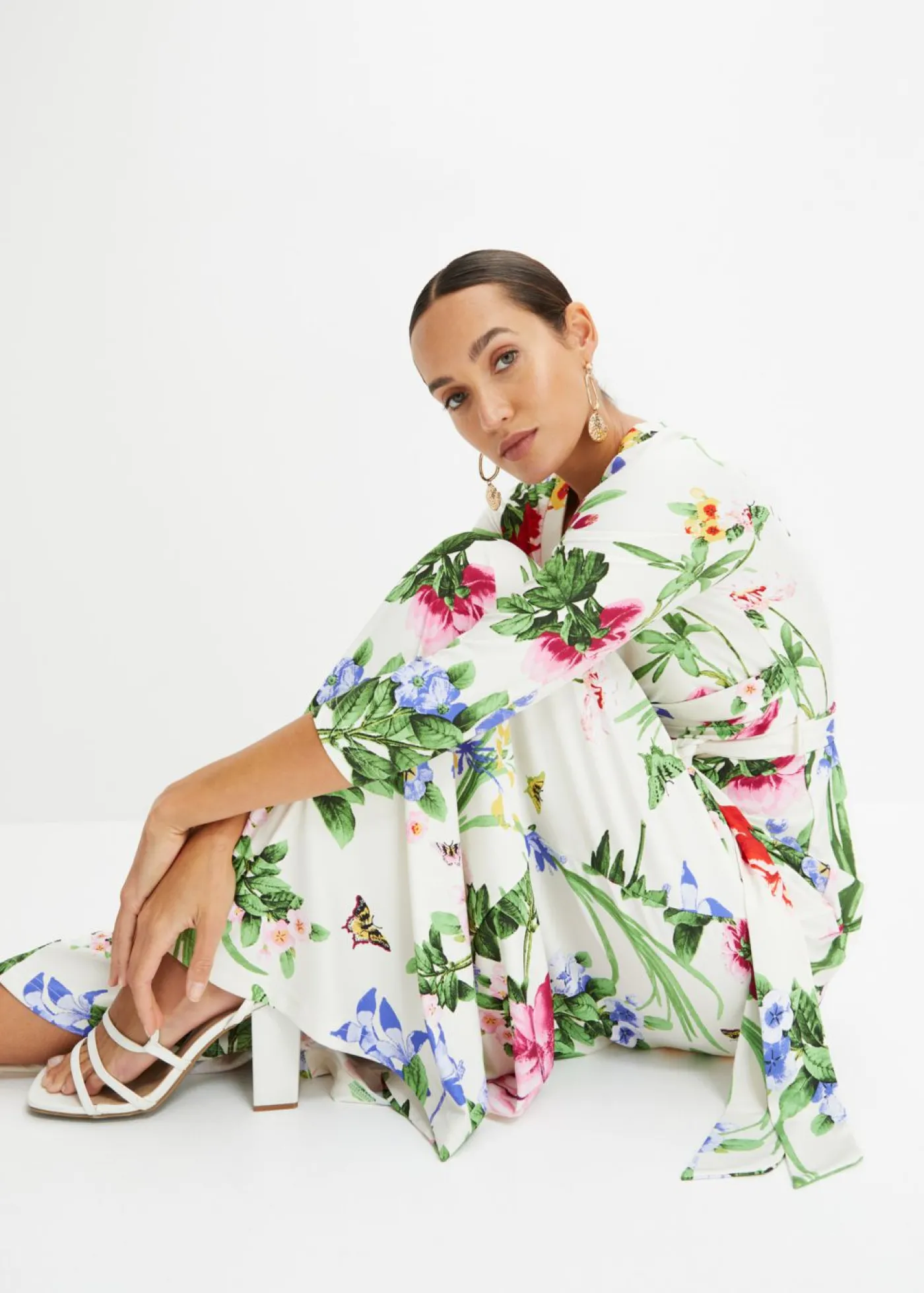 bonprix bonprix Vestido largo Blanco-rosa de flores Online