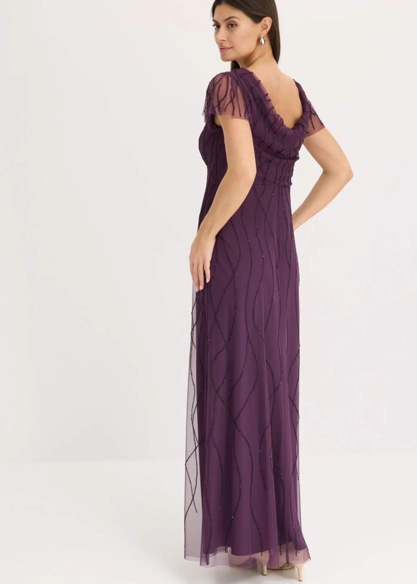 bonprix bonprix Vestido largo de tul delicado con bordado de perlas Lila oscuro