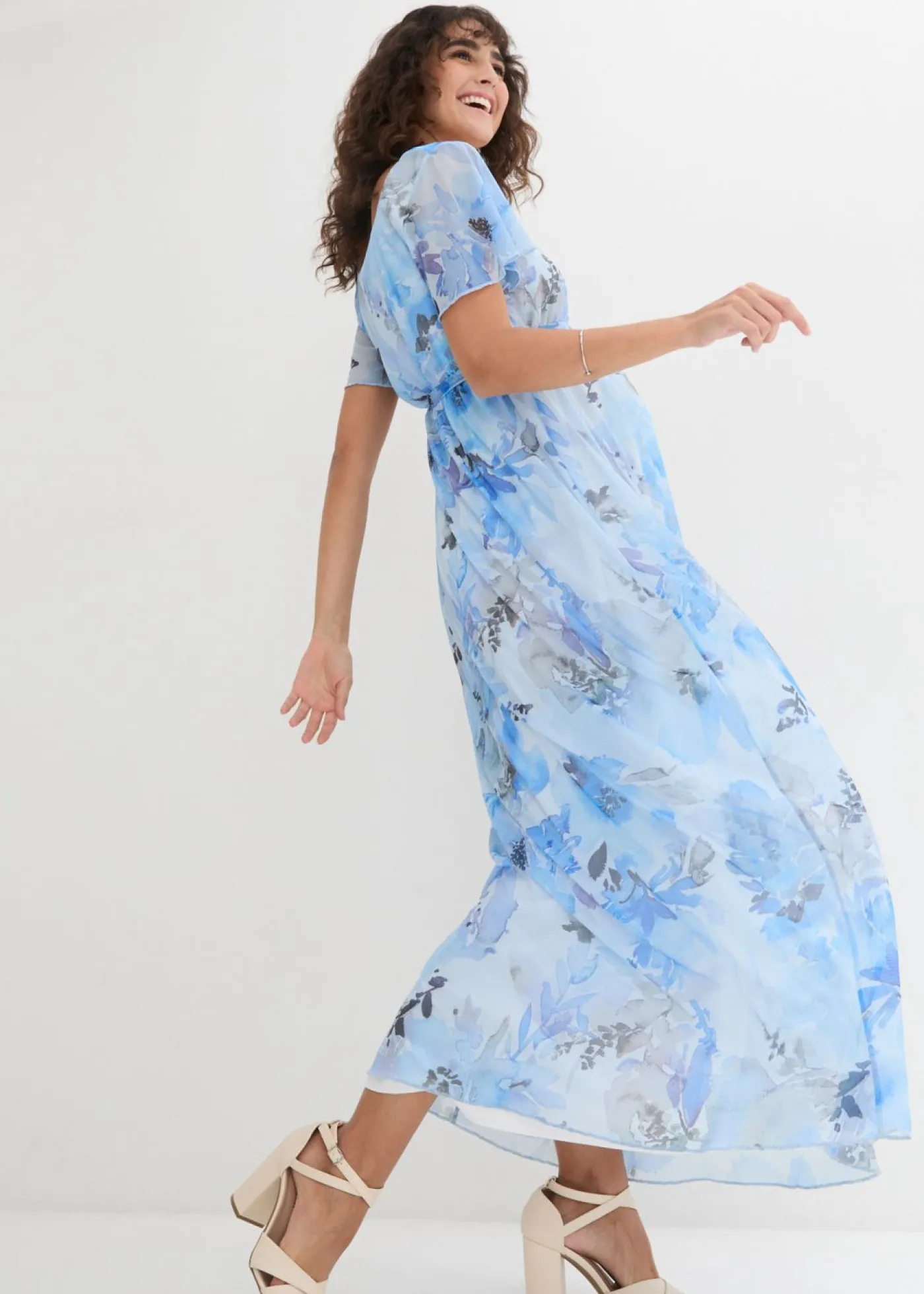 bonprix bonprix Vestido largo premamá de malla delicada azul pálido con flores Online