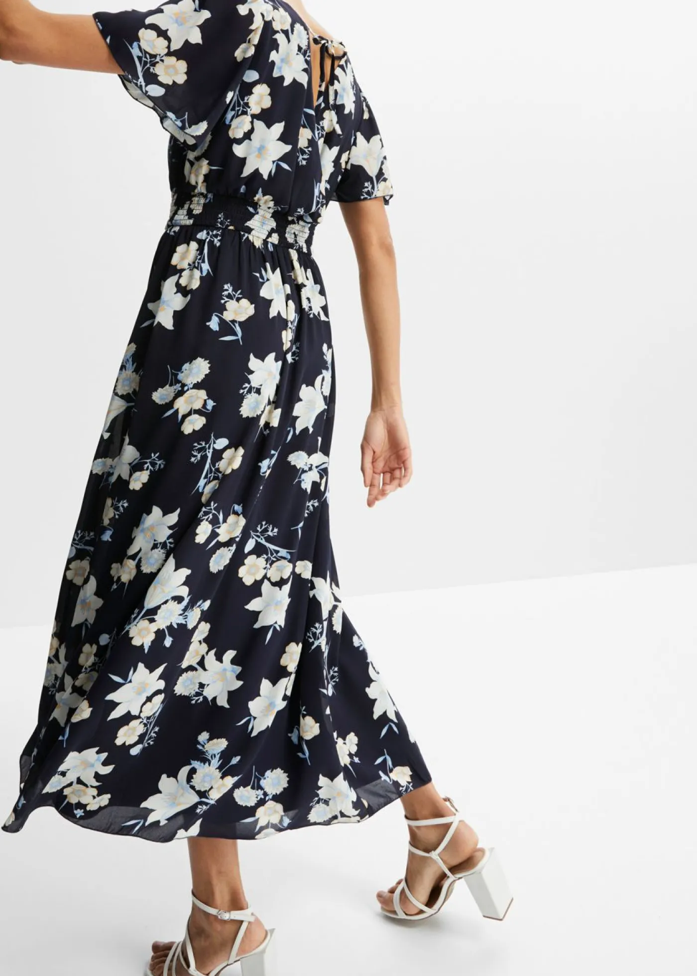 bonprix bonprix Vestido maxi con estampado de flores Azul marino con flores lilas Discount