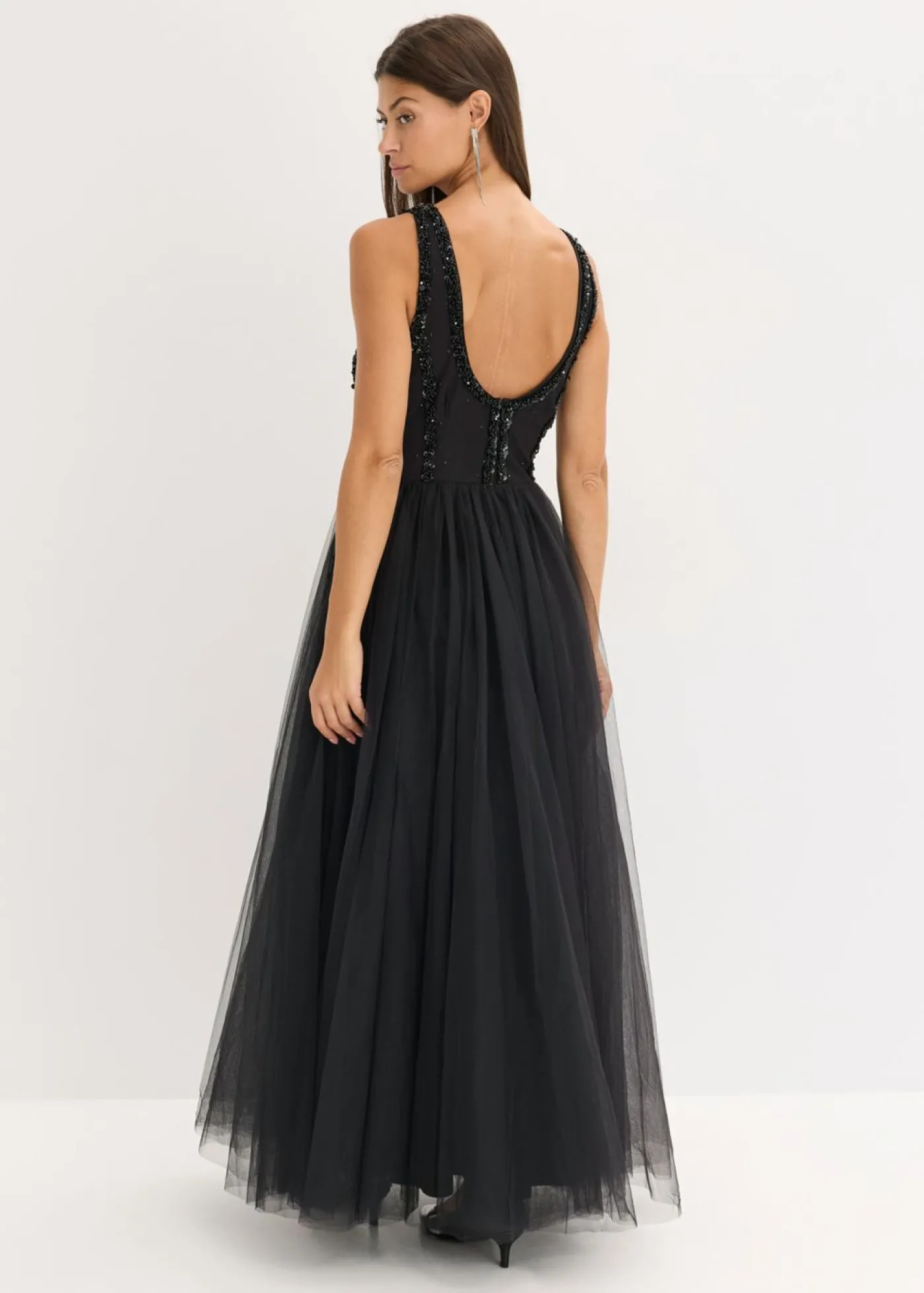 bonprix bonprix Vestido maxi de tul fino con bordado de lentejuelas Negro Hot