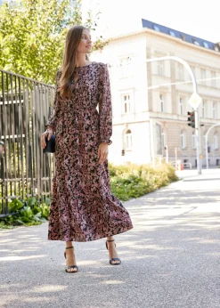 bonprix bonprix Vestido maxi de viscosa pura Negro-rosa de flores Online