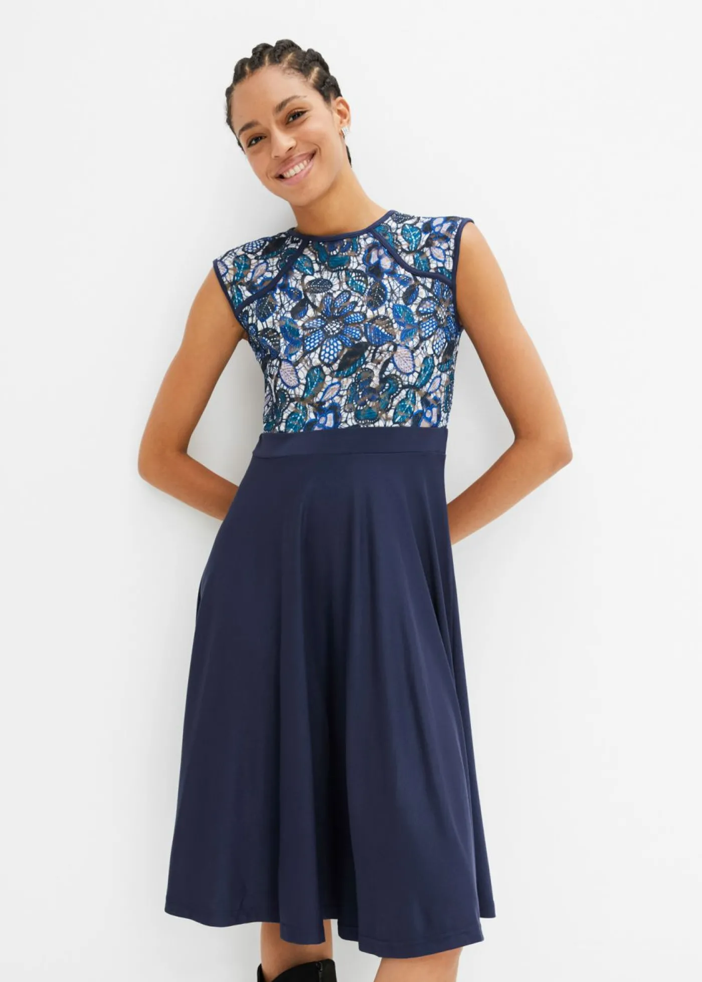 bonprix bonprix Vestido midi con encaje Azul marino de flores Outlet