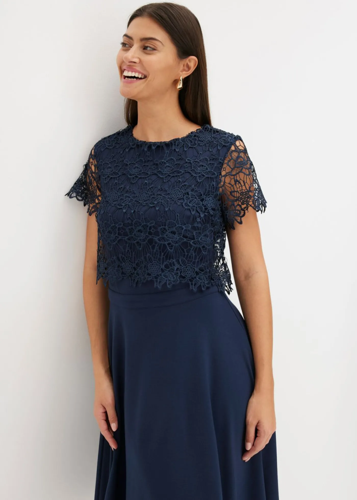 bonprix bonprix Vestido midi con encaje Azul marino Outlet