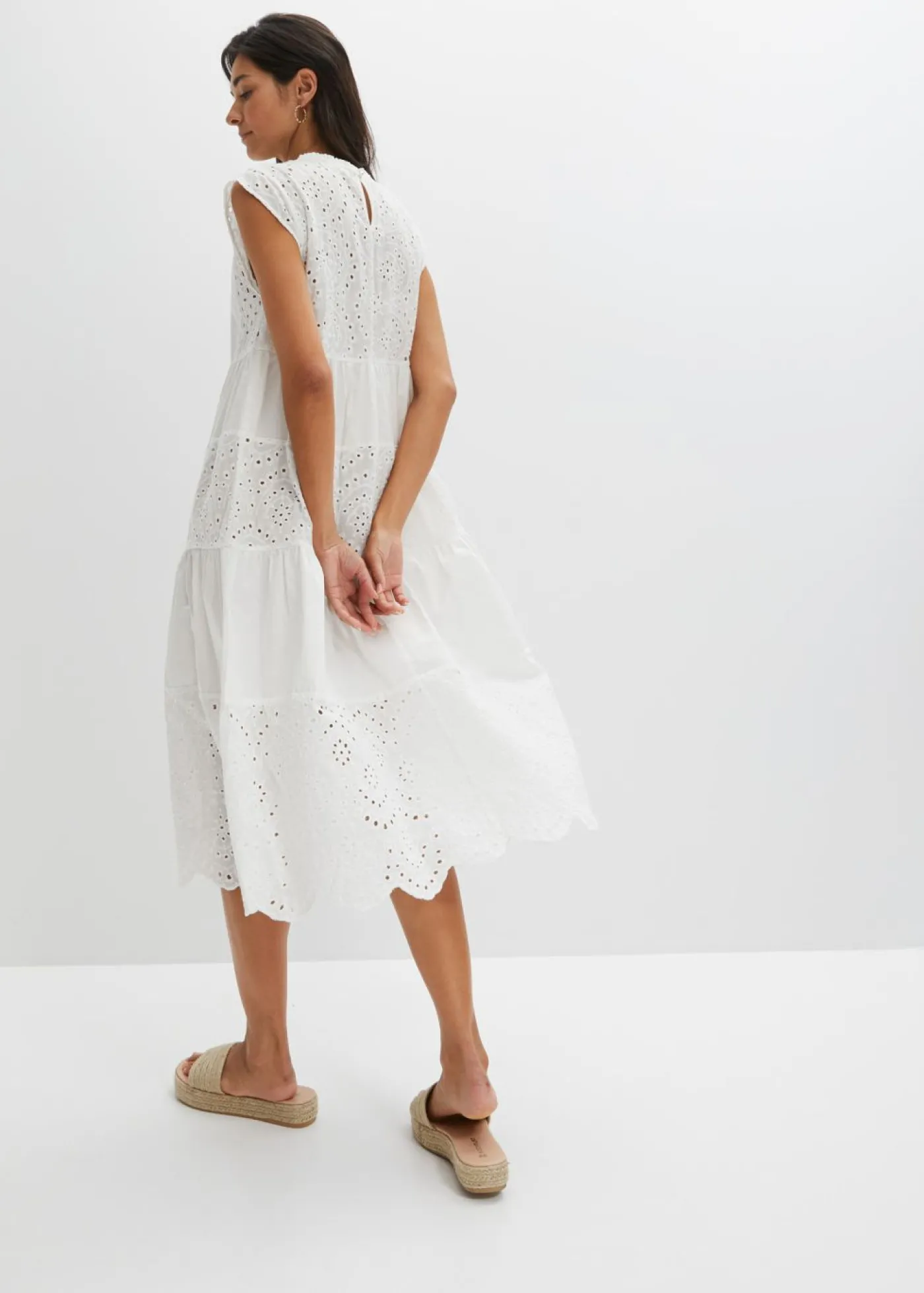 bonprix bonprix Vestido midi con encaje Blanco Hot
