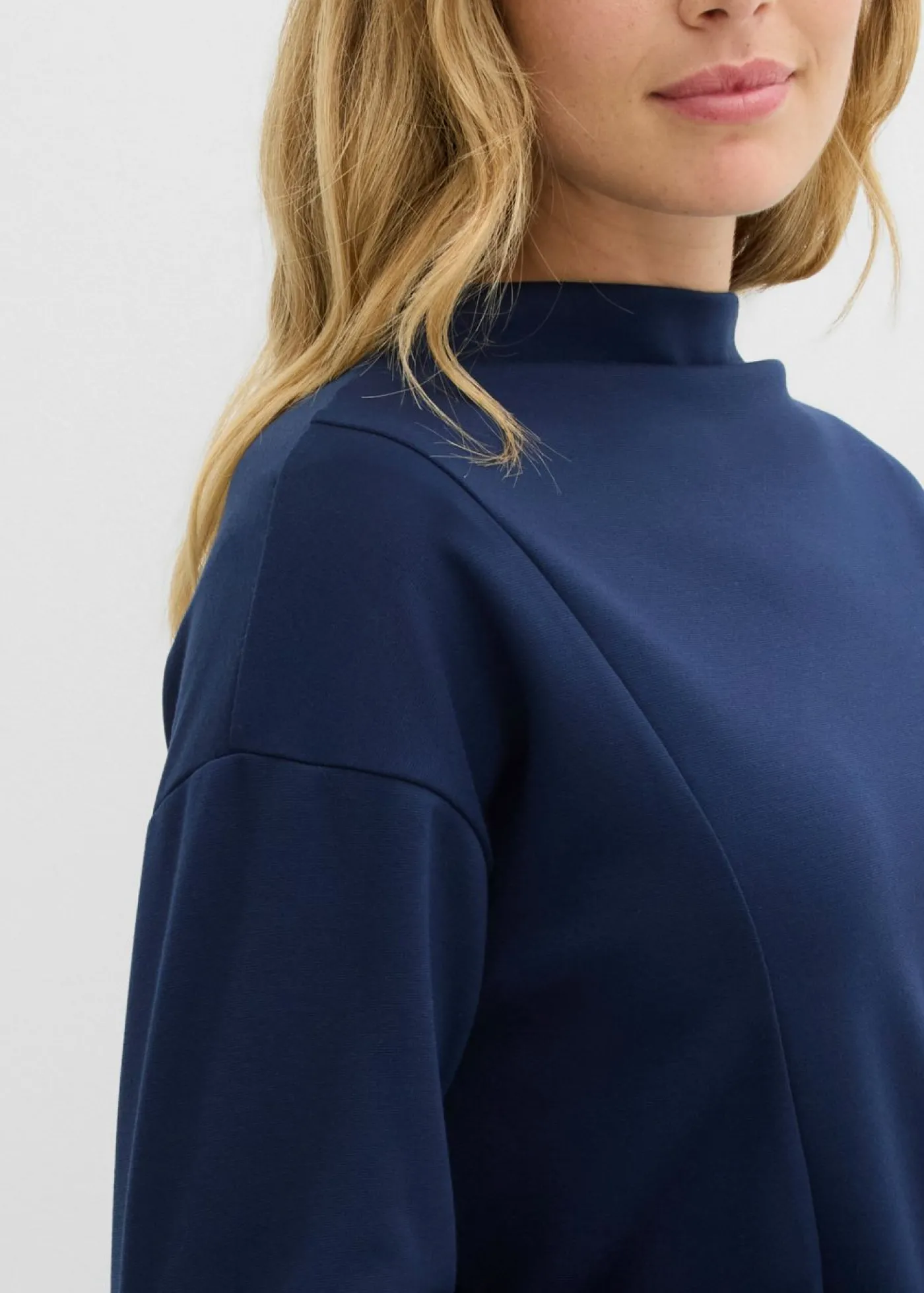 bonprix bonprix Vestido midi de mezcla de viscosa Azul marino Online