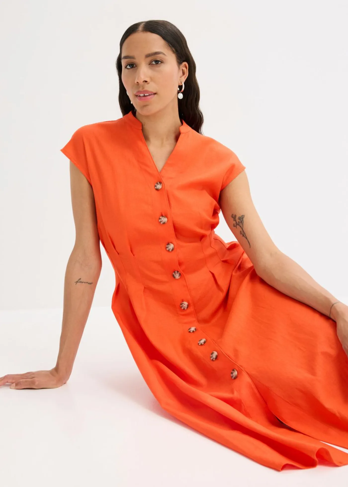 bonprix bonprix Vestido midi de mezcla de lino ligero Rojo amapola Online